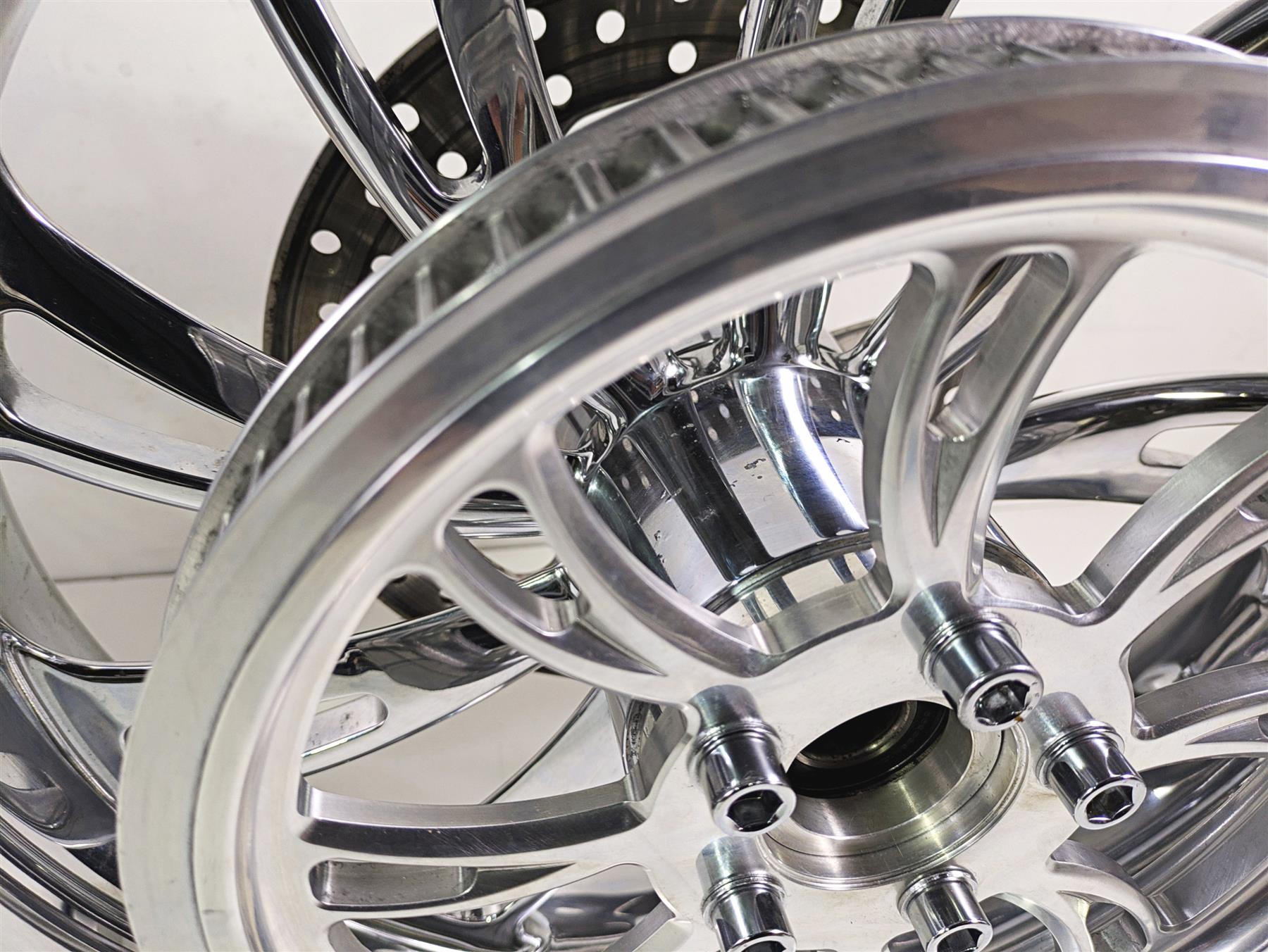 2007 Harley Touring Glide Twisted Vortex Style Chrome Front Rear Wheel Rim 21" & 18" {{ shop.shopifyCountryName }} - Mototech271