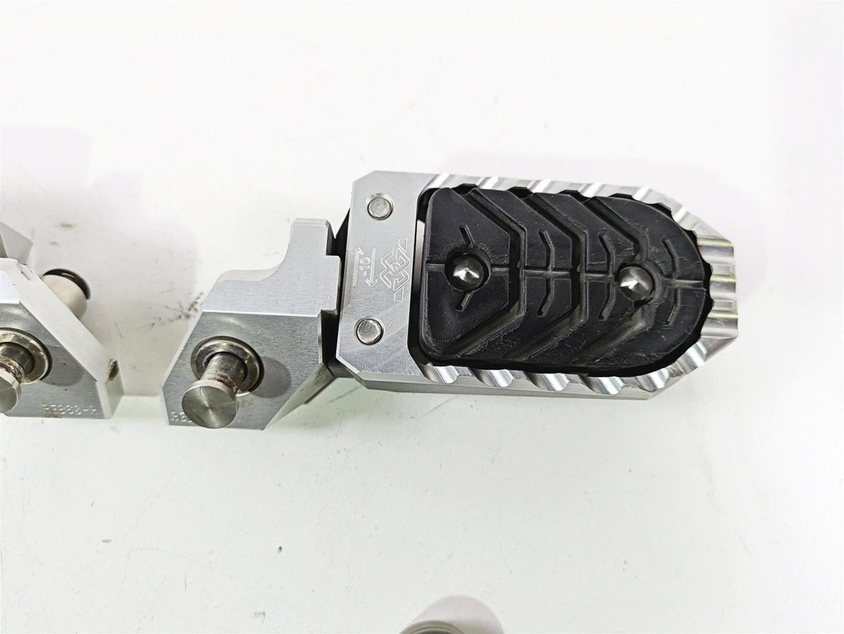 2021 BMW R1250GS K51 Adv Front Footpeg Rest Option 719 46719829532 46719829537 {{ shop.shopifyCountryName }} - Mototech271