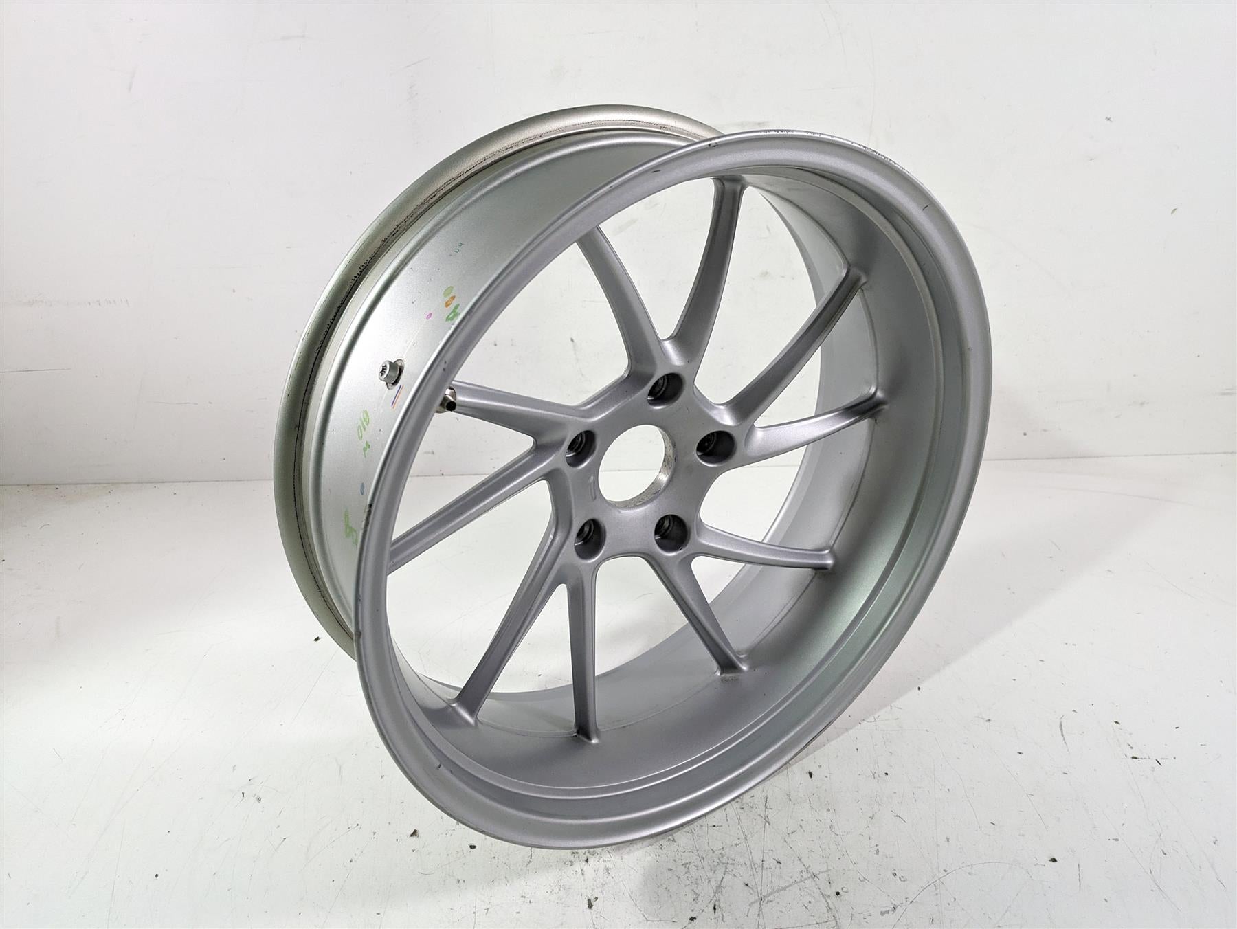 2022 BMW R1250 RT K052 Straight 17x5.5 Rear Wheel Rim 36317727235 {{ shop.shopifyCountryName }} - Mototech271