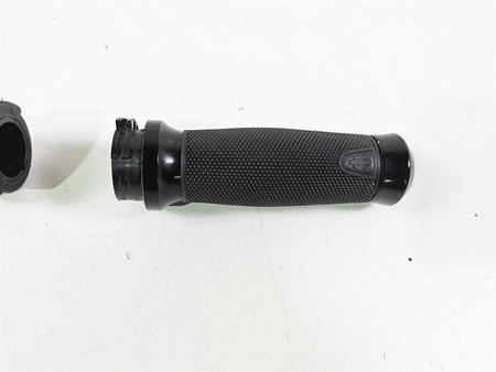 2015 Harley FXDF Dyna Fat Bob Get-A-Grip Hand Grip Set 56100008 {{ shop.shopifyCountryName }} - Mototech271