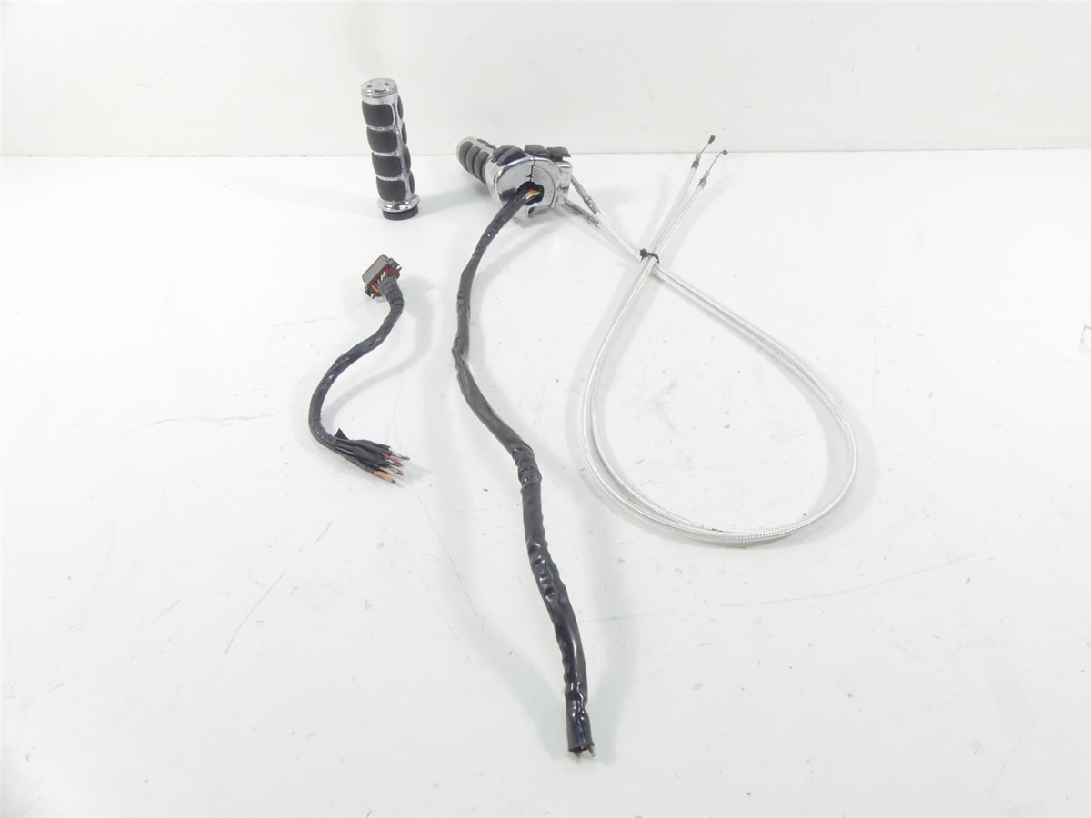2005 Harley Touring CVO FLHTC SE Electra Glide Right Cntrl Switch Read 71589-96 {{ shop.shopifyCountryName }} - Mototech271