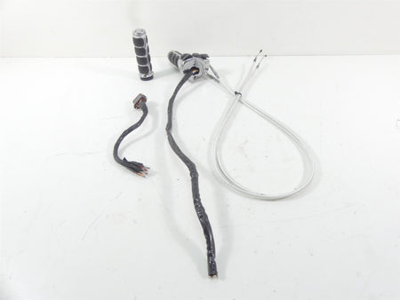 2005 Harley Touring CVO FLHTC SE Electra Glide Right Cntrl Switch Read 71589-96 {{ shop.shopifyCountryName }} - Mototech271
