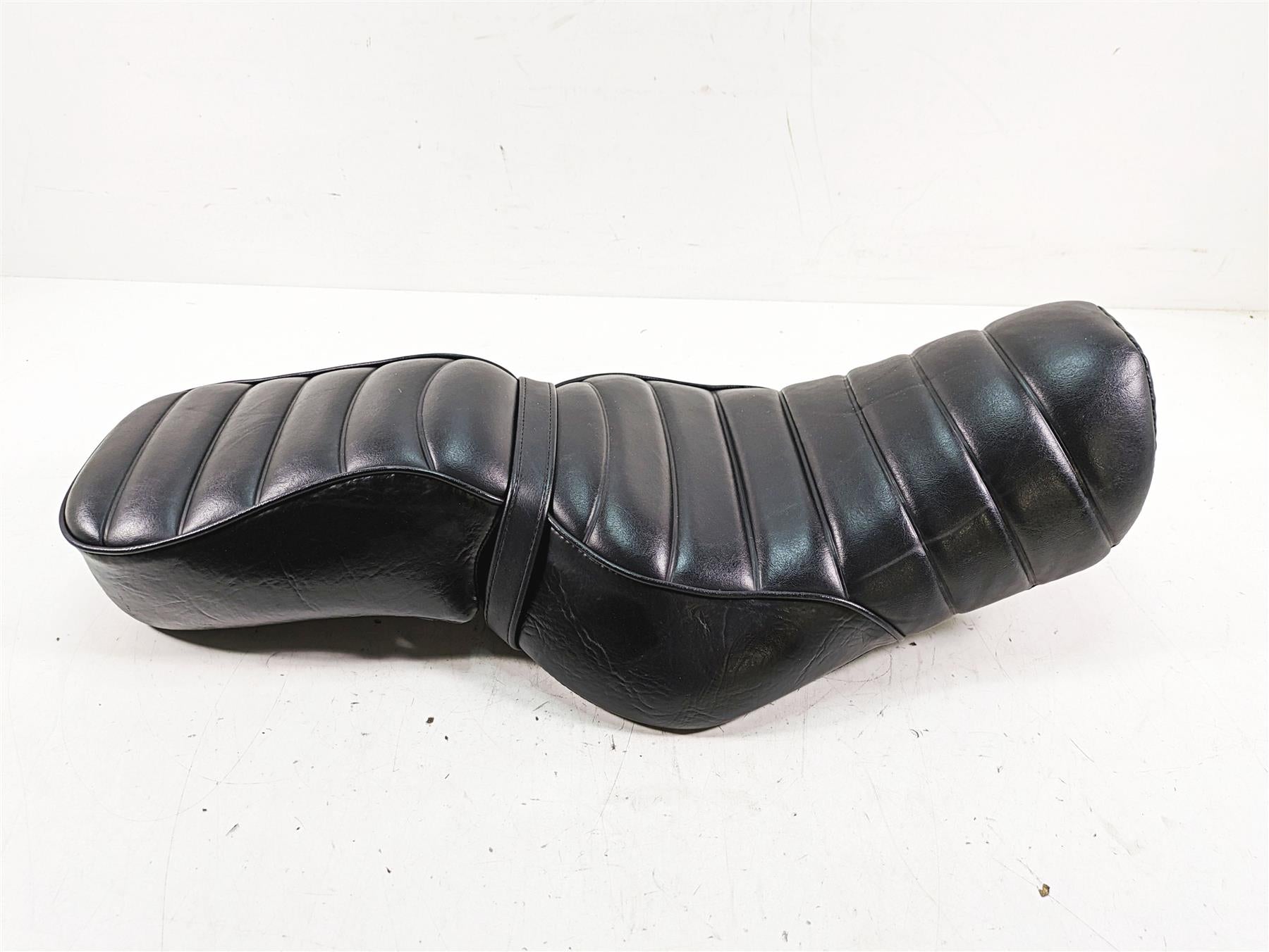 2017 Harley XL883 N Sportster Iron Driver Rider Duo Seat Saddle 52000195 {{ shop.shopifyCountryName }} - Mototech271