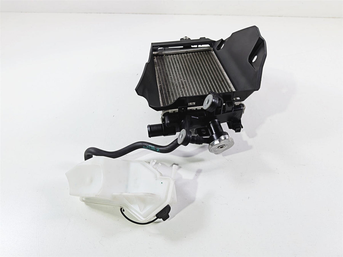 2021 BMW R1250GS K51 Adventure Right Radiator Fan Cover Set 17118546416-Mototech271