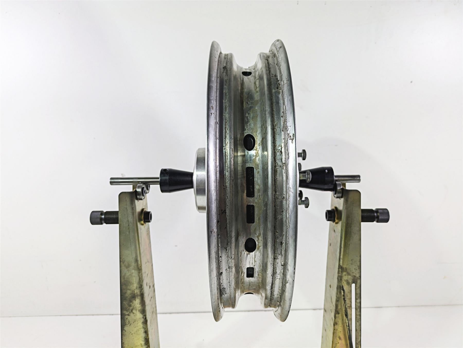 2008 Harley Touring FLHTP Electra Glide Straight 16x3 Rear Wheel Rim 43402-00B {{ shop.shopifyCountryName }} - Mototech271