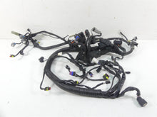 Load image into Gallery viewer, 2015 Harley FLD Dyna Switchback Main Wiring Harness Abs - No Cuts 71075-12A
