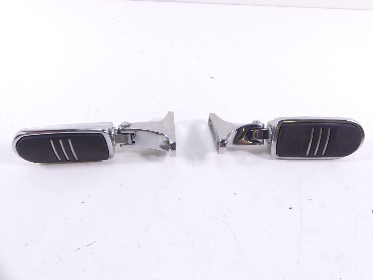 2010 Harley Touring FLHX Street Glide Rear Passenger Chrome Footpeg Set 49036-04 {{ shop.shopifyCountryName }} - Mototech271