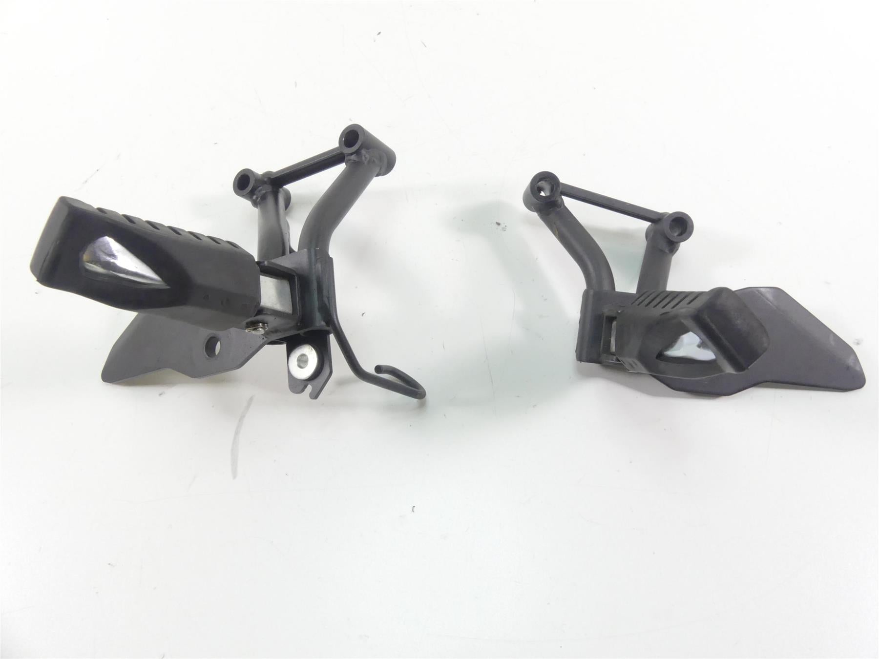 2022 Kawasaki KLR650 KL650 Adv Rear Passenger Footpeg Set 34003-0185 34003-0193 {{ shop.shopifyCountryName }} - Mototech271