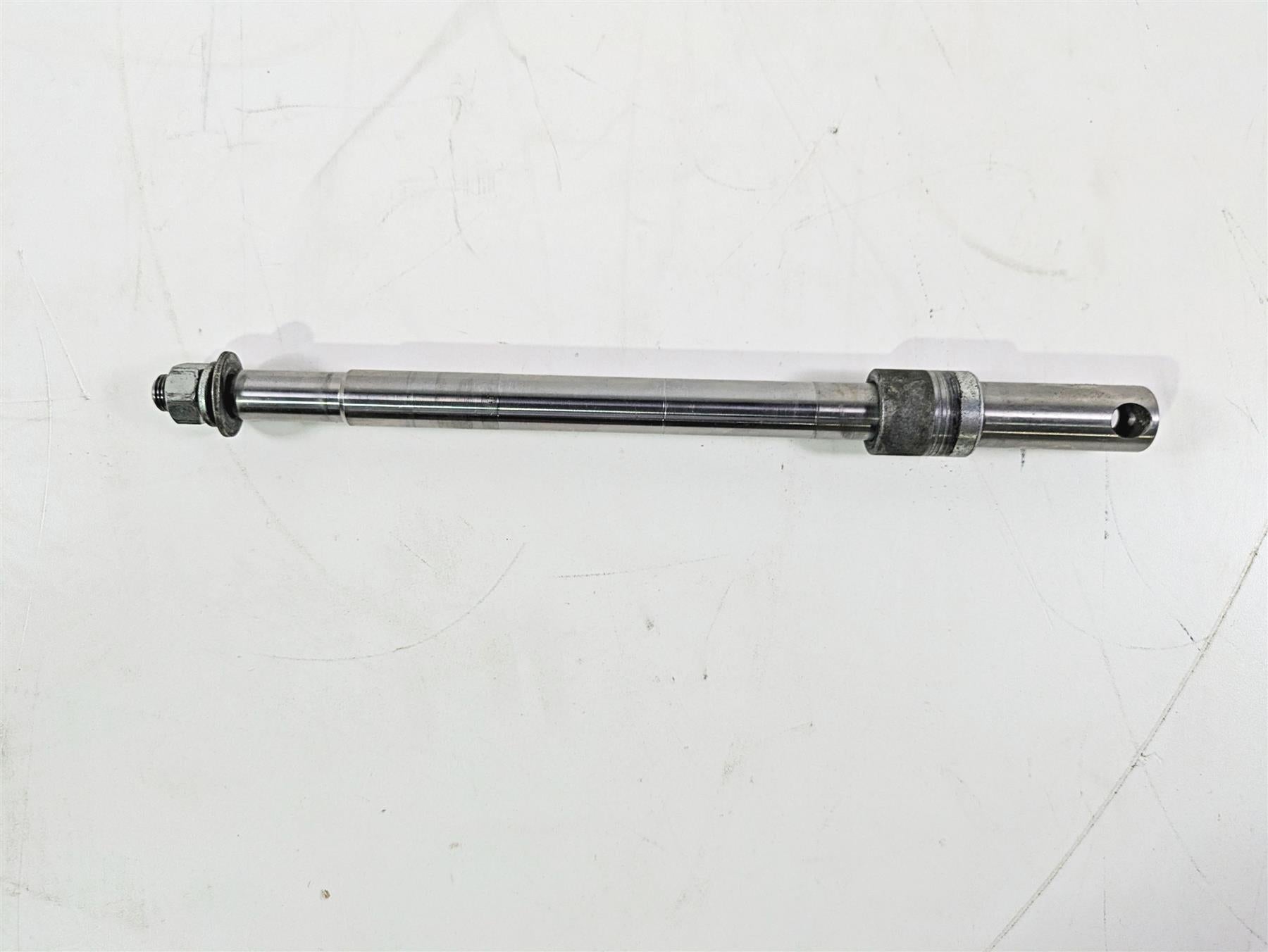 1996 Harley Touring FLHTCUI Electra Glide Front Wheel Spindle Axle 3/4 43346-83B {{ shop.shopifyCountryName }} - Mototech271