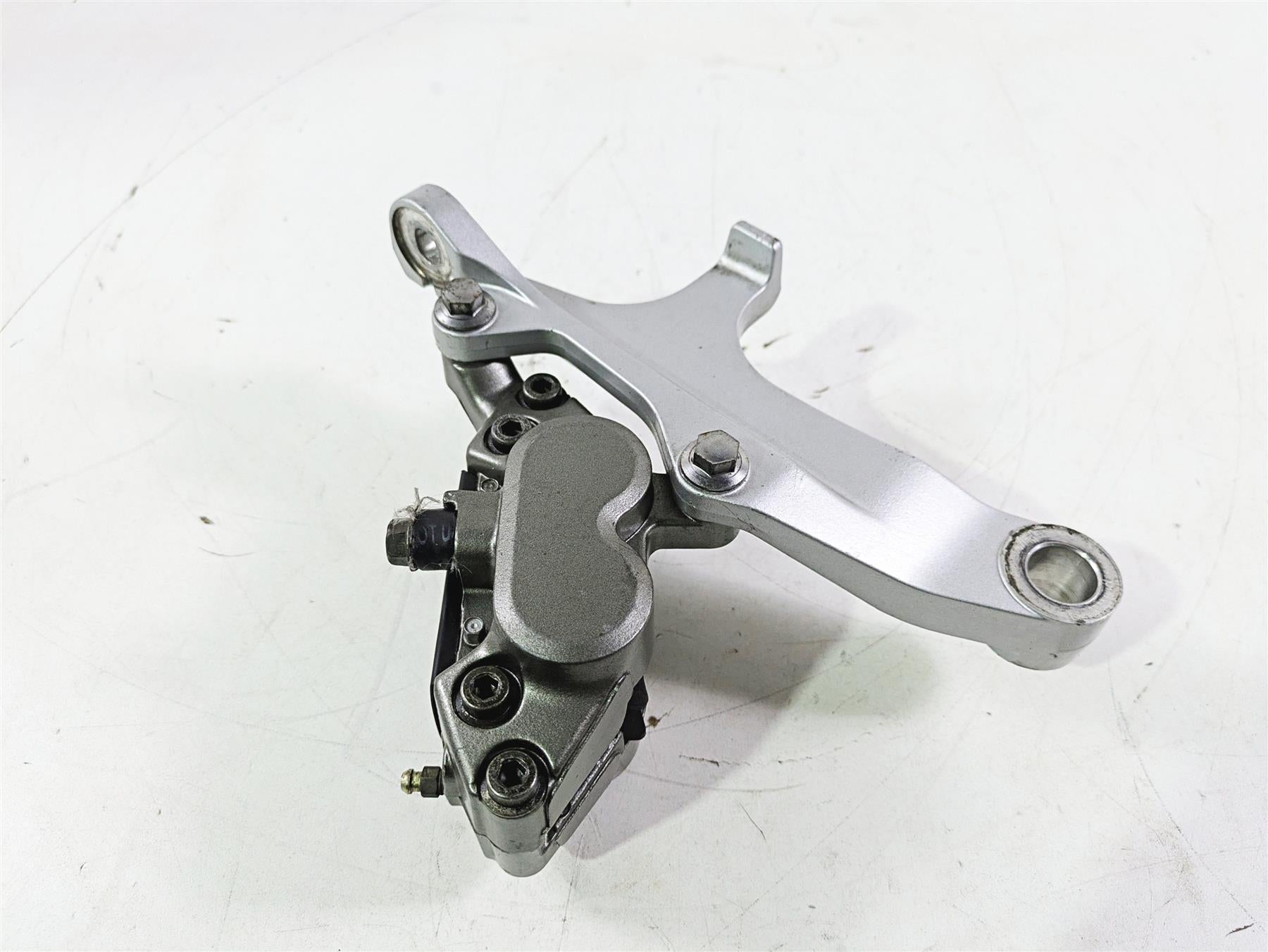 2004 Yamaha XVZ1300 Royal Star Rear Brake Caliper & Bracket 4NK-2580W-01-00 {{ shop.shopifyCountryName }} - Mototech271