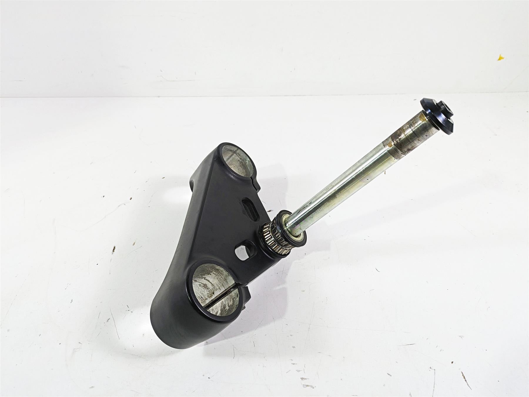 2013 Harley VRSCDX Night Rod Sp Lower Triple Tree Steering Clamp 45900019 {{ shop.shopifyCountryName }} - Mototech271