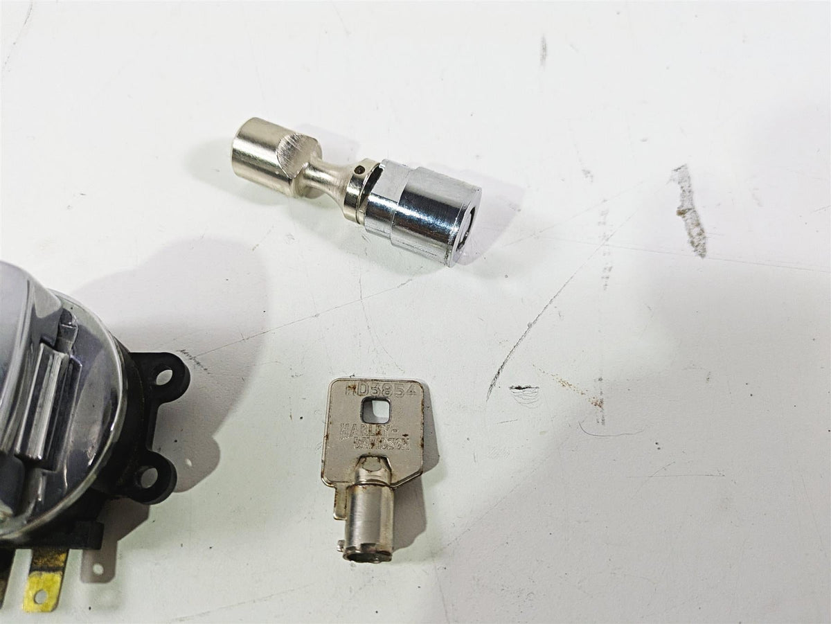 2004 Harley FLSTCI Softail Heritage Ignition Switch Steering Key Lock 71450-04 {{ shop.shopifyCountryName }} - Mototech271