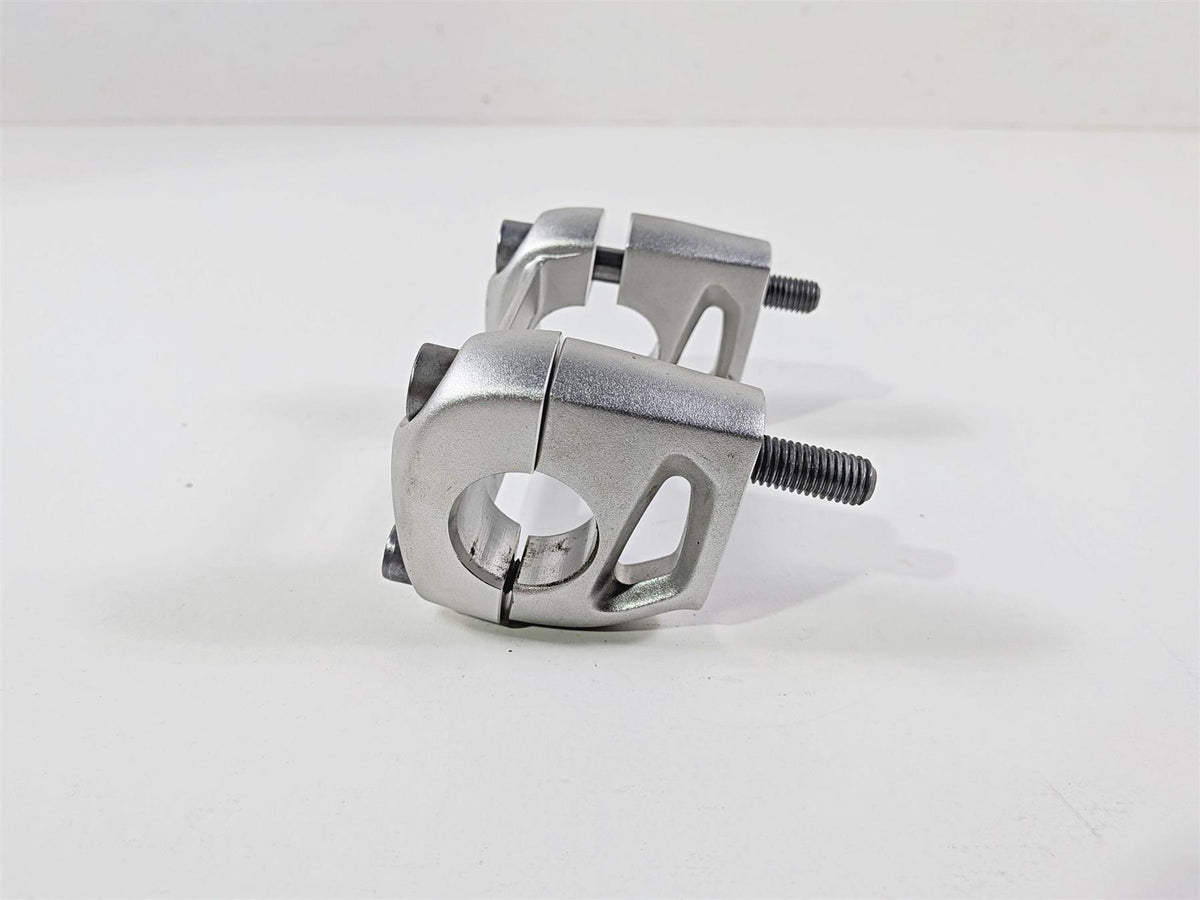 2023 BMW R nineT Scrambler K23 Stock Handlebar Riser Holder Set 32718538049 {{ shop.shopifyCountryName }} - Mototech271