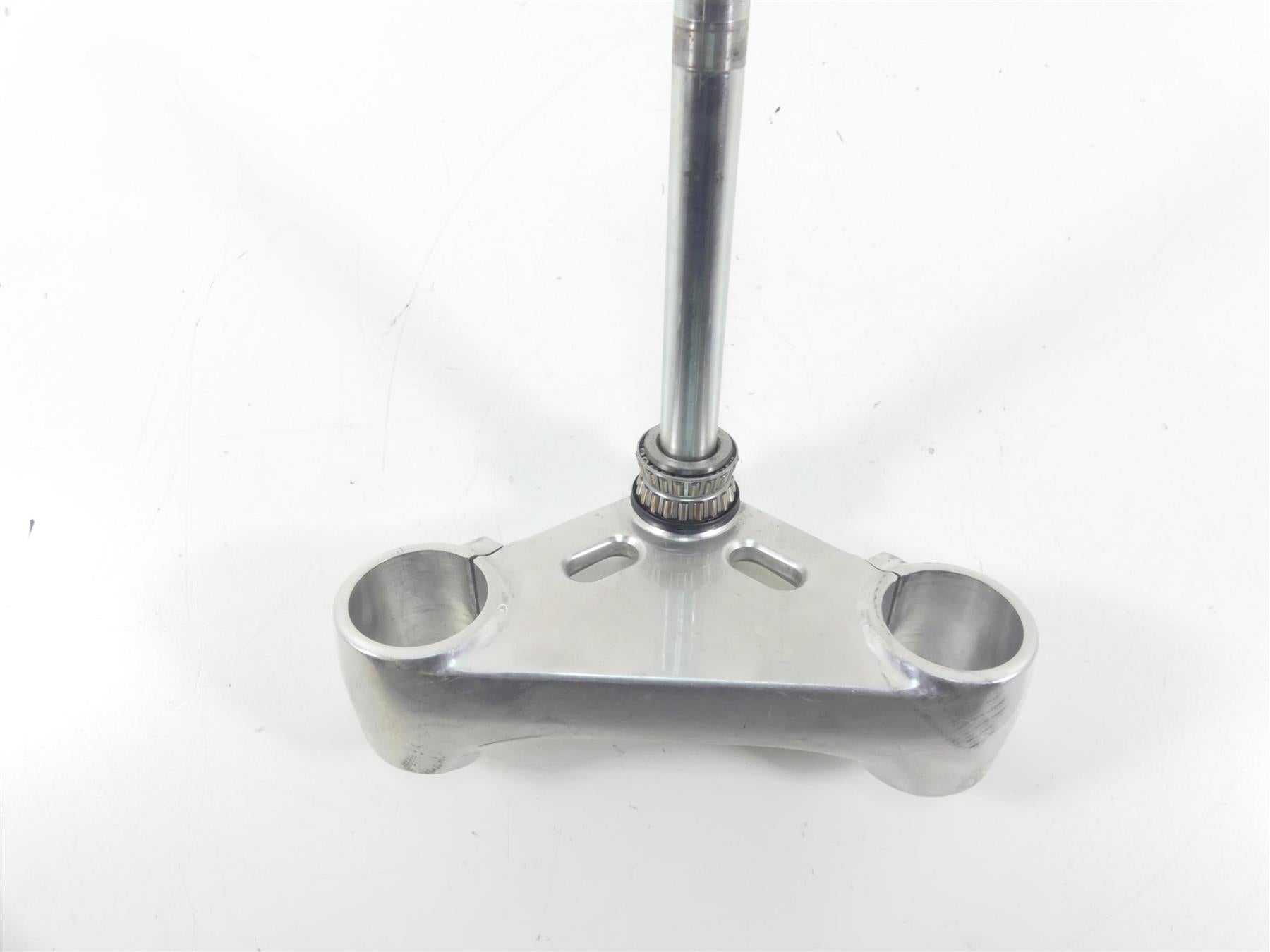 2011 Harley VRSCF Muscle Rod Lower Triple Tree Steering Clamp 46892-09B {{ shop.shopifyCountryName }} - Mototech271