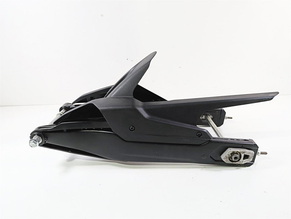 2025 CFMoto 450 SS Rear Swingarm Axle Fender Set 6AQV-060300-1004-0BP00 {{ shop.shopifyCountryName }} - Mototech271