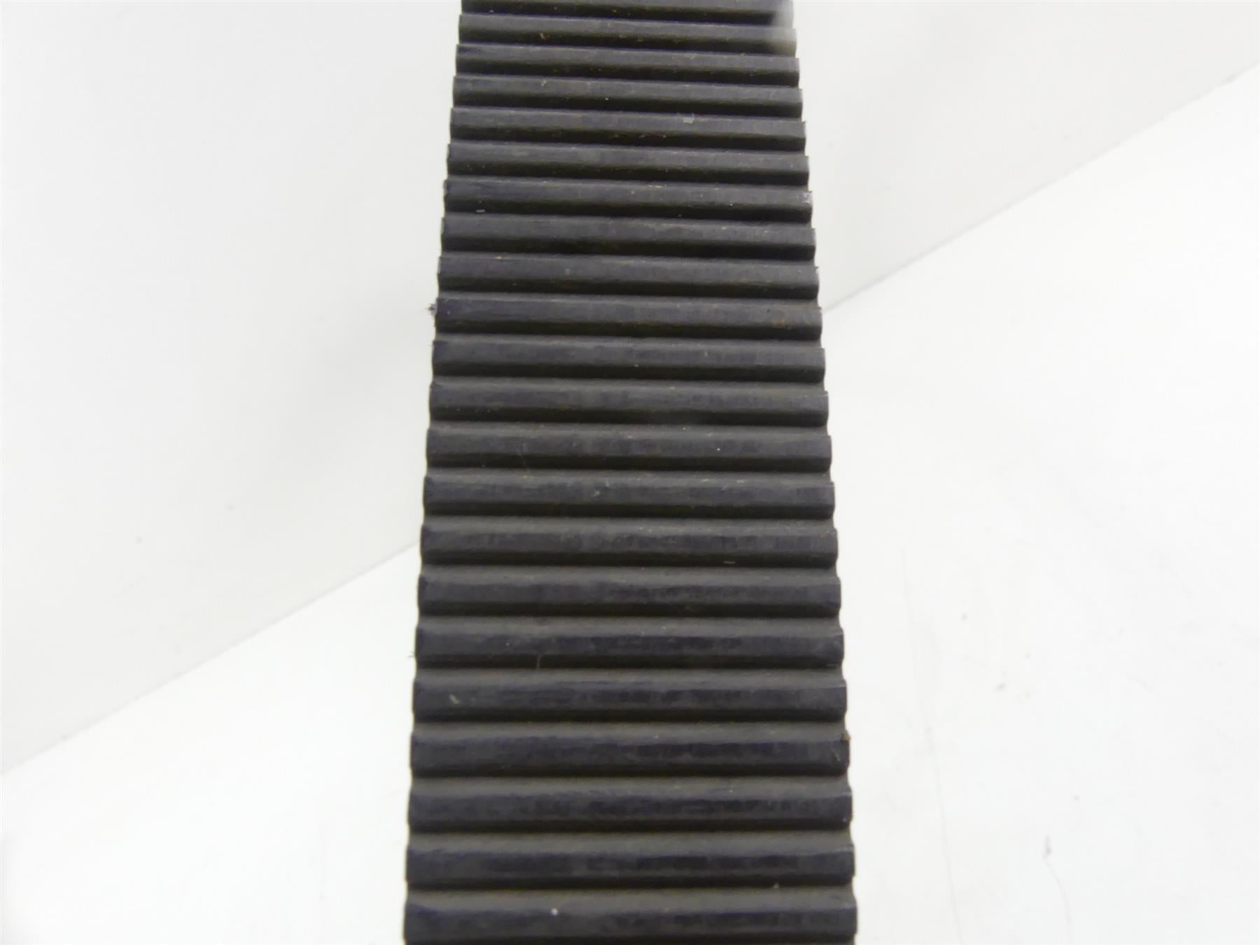 2005 Harley FXDWGI Dyna Wide Glide Rear Drive Belt 133T 1/8" 40015-00B {{ shop.shopifyCountryName }} - Mototech271