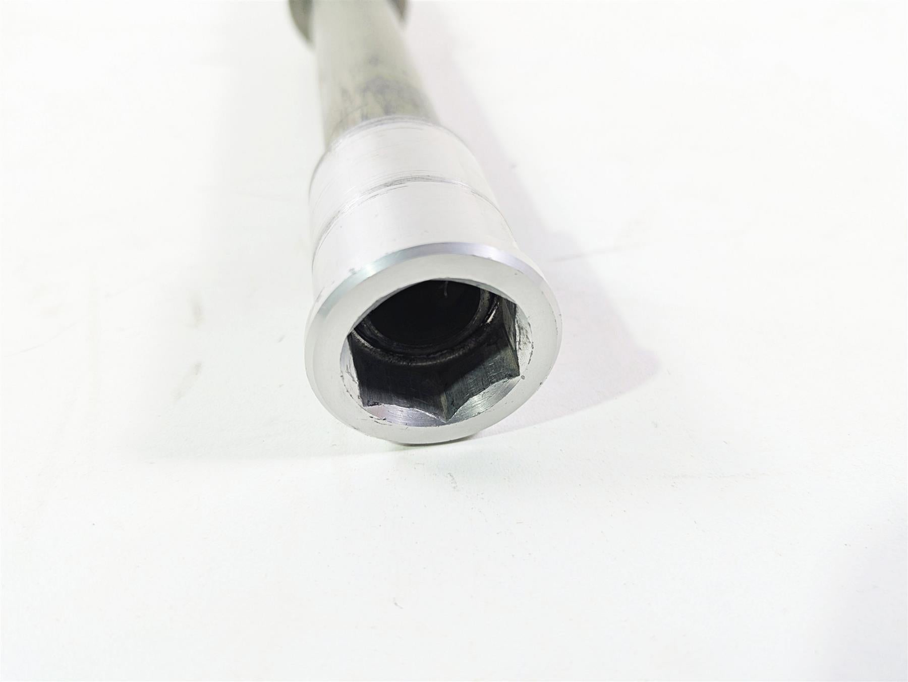 2016 Kawasaki ZX10R Ninja Front 25Mm Wheel Spindle Axle 41068-0594 {{ shop.shopifyCountryName }} - Mototech271