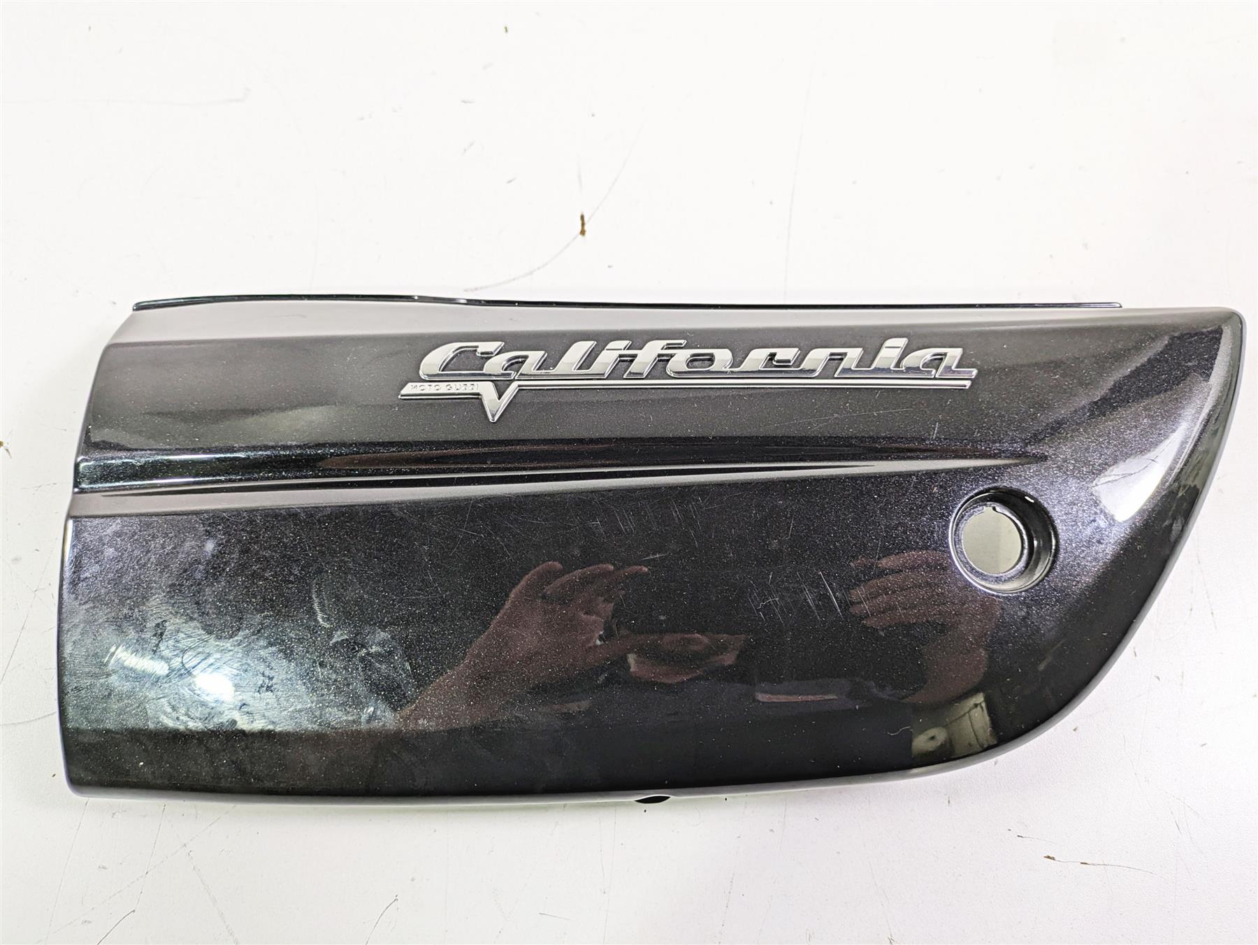 2014 Moto Guzzi California 1400 Touring Side Cover Fairing Set - Read B064019 {{ shop.shopifyCountryName }} - Mototech271