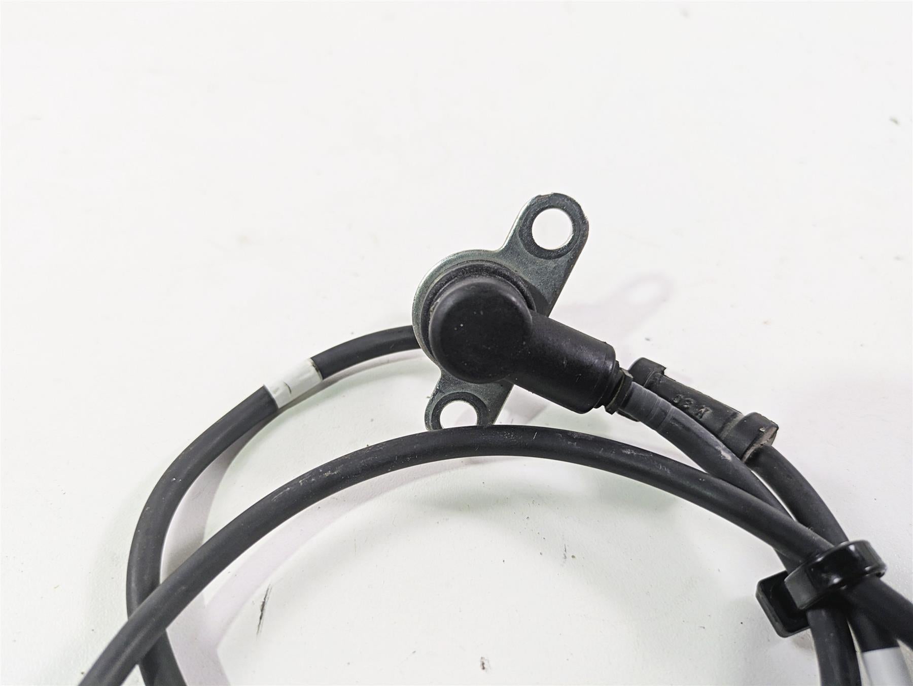 2023 Kawasaki ZX1400 ZX14R Ninja Rear Abs Brake Wheel Speed Sensor 21176-0060 {{ shop.shopifyCountryName }} - Mototech271