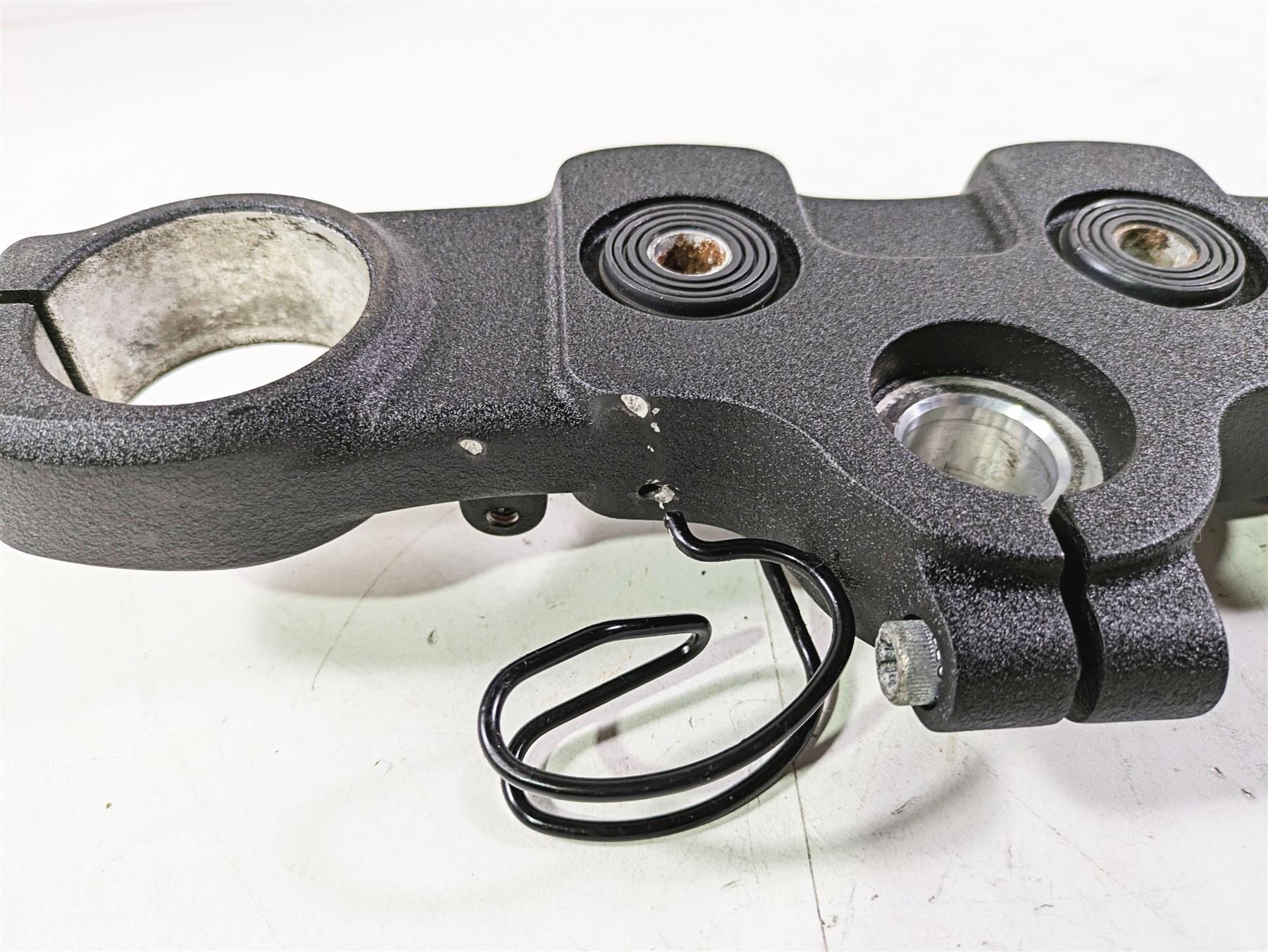 2018 Harley Softail FXFBS Fat Bob Upper Triple Tree Steering Clamp 55mm 45900191 {{ shop.shopifyCountryName }} - Mototech271