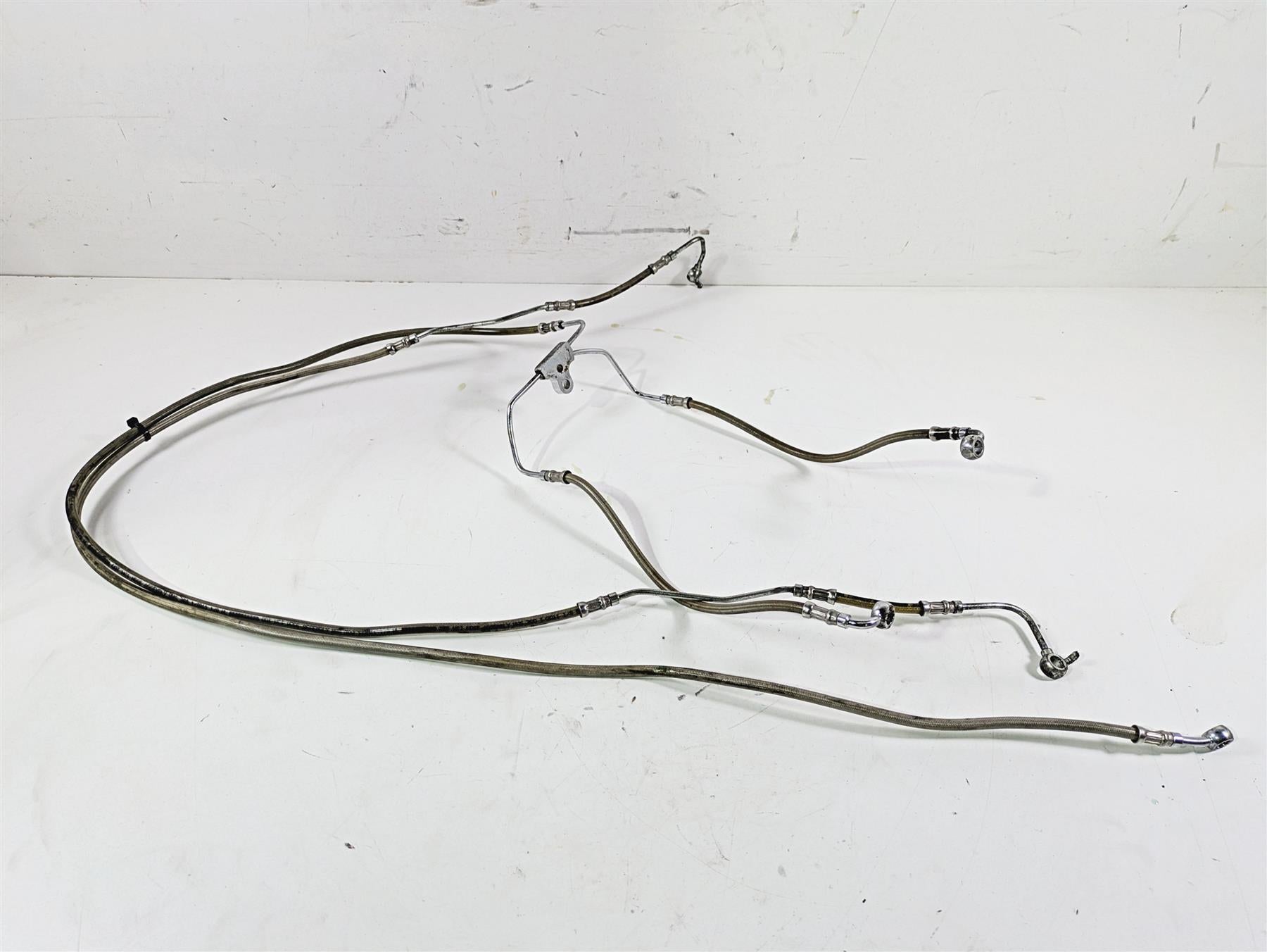 2011 Harley Touring FLHTCUSE CVO E-Glide Front Abs Brake Line Set 16" Bars {{ shop.shopifyCountryName }} - Mototech271