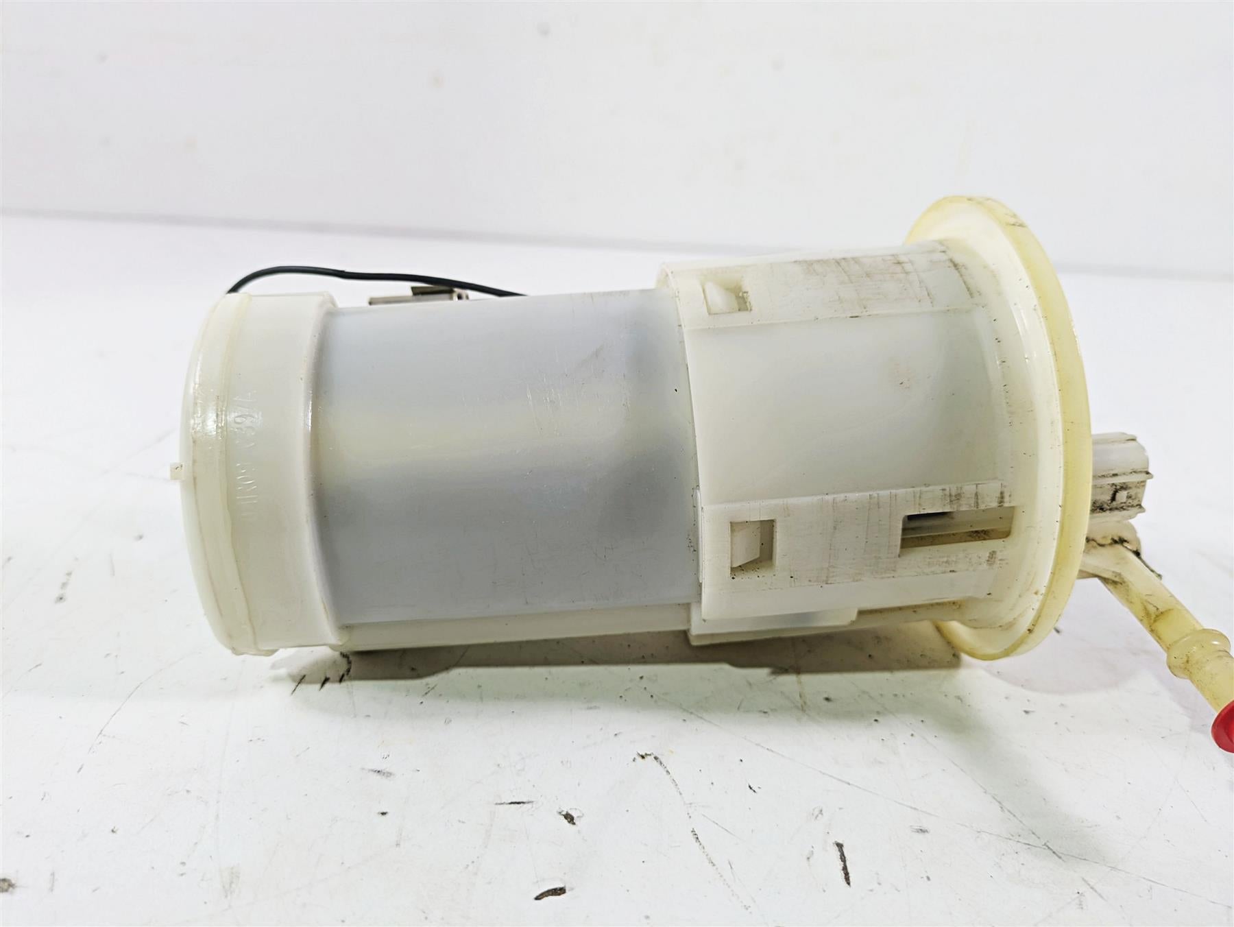 2012 Triumph Daytona 675 Denso Fuel Gas Petrol Pump - Tested T2401977 {{ shop.shopifyCountryName }} - Mototech271