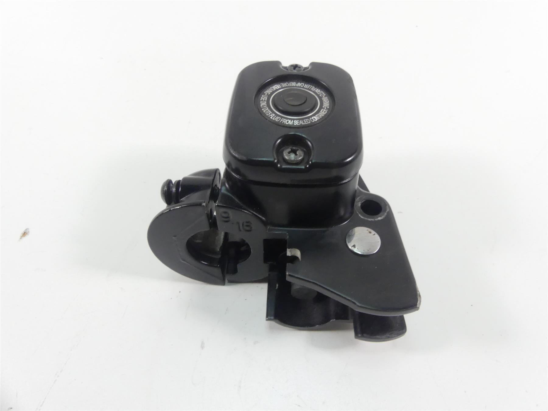 2003 Harley Sportster XL1200 C 100th Anniv Front Brake Master Cyl 9/16" 45019-96 {{ shop.shopifyCountryName }} - Mototech271