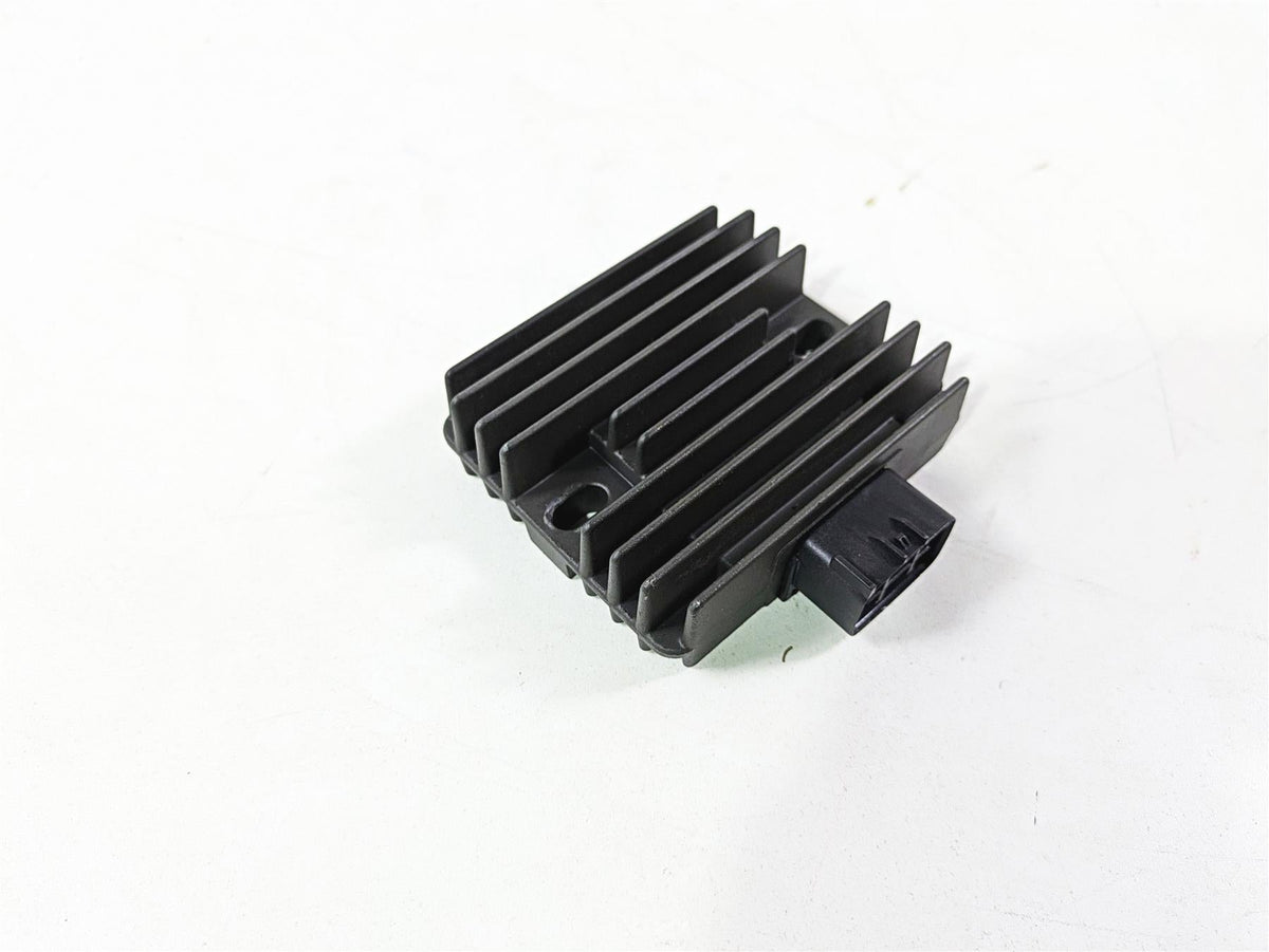 2012 Mv Agusta F4 RR Rectifier Voltage Regulator SH678KA 8000B3206 {{ shop.shopifyCountryName }} - Mototech271