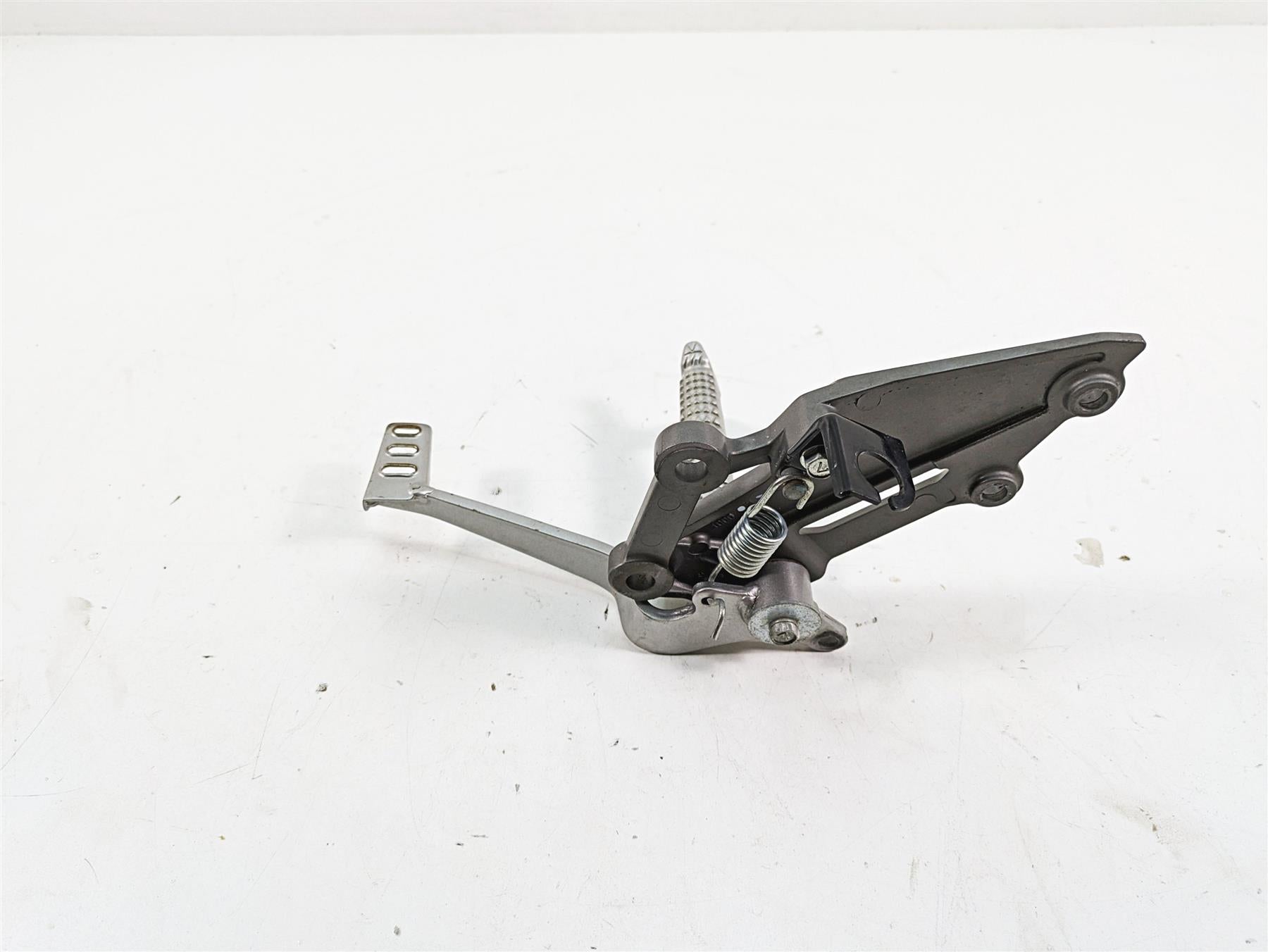 2016 Kawasaki Ninja EX300 Front Right Footpeg Brake Pedal 35063-1000 43001-0721 {{ shop.shopifyCountryName }} - Mototech271
