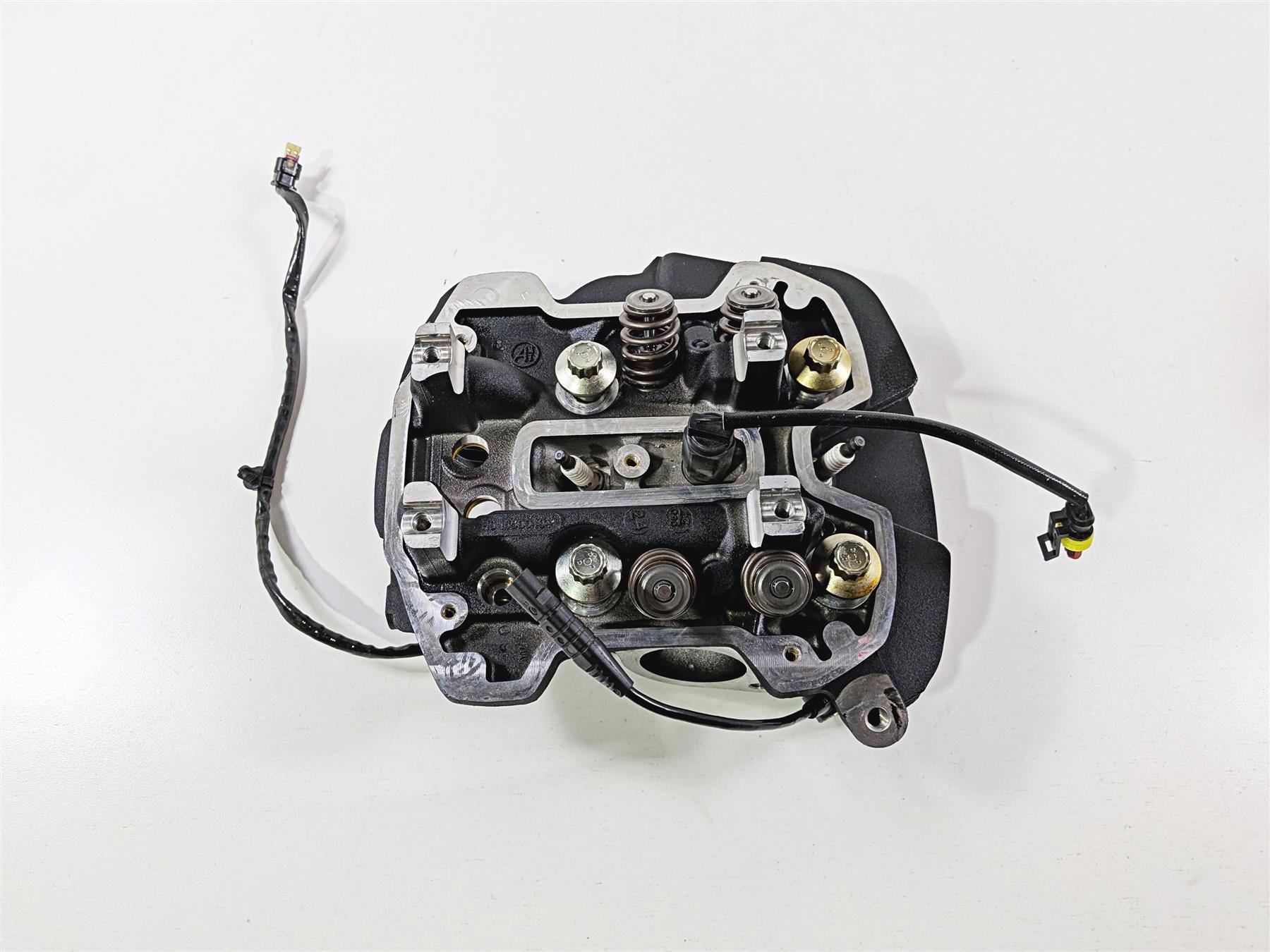 2024 Harley Softail FXLRST Low Rider Rear Cylinder Head 117ci M8 16500388 {{ shop.shopifyCountryName }} - Mototech271
