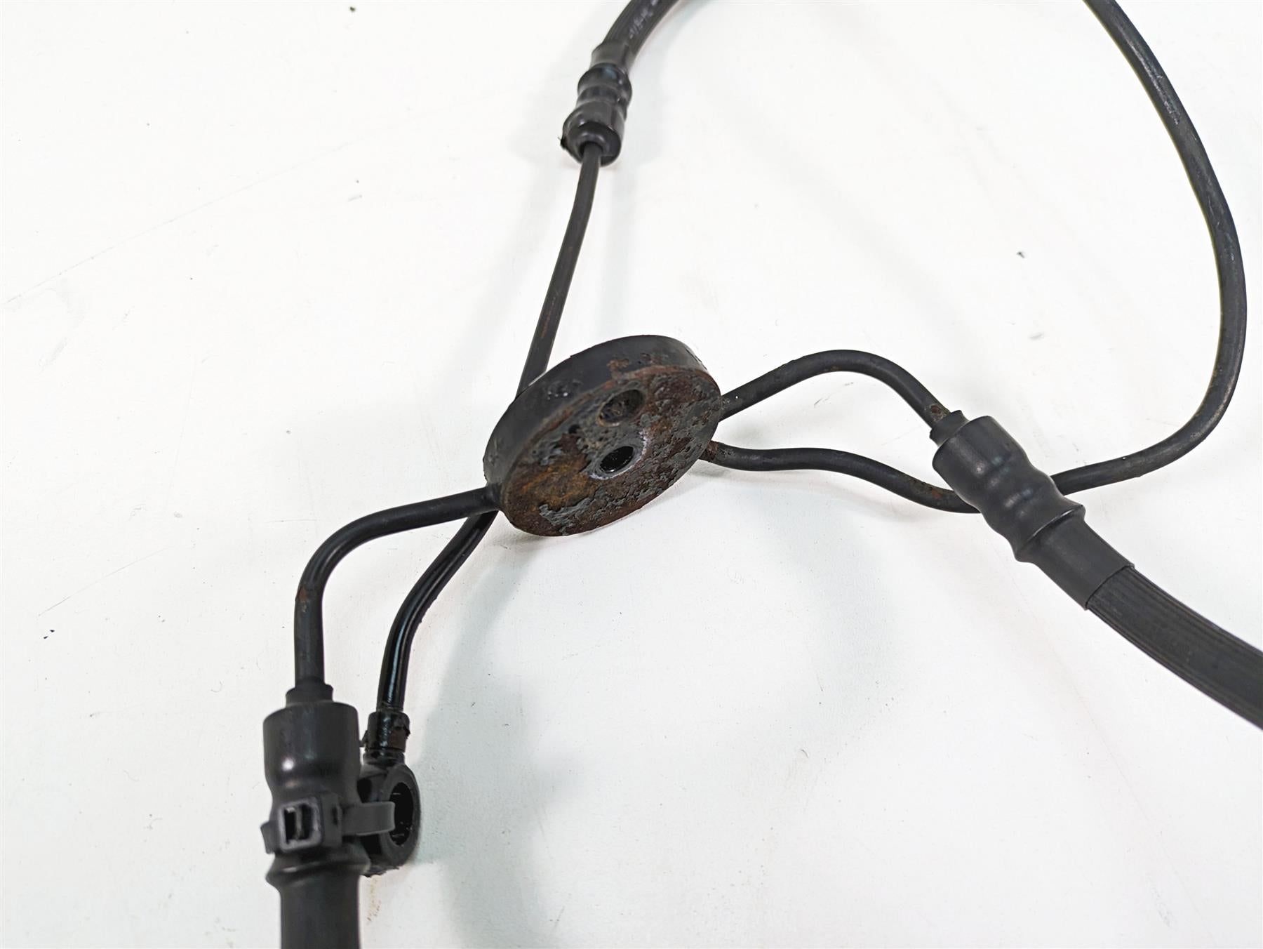 1999 Harley Dyna FXDL Low Rider Front Brake Caliper & Line Set 44023-83 44046-84 {{ shop.shopifyCountryName }} - Mototech271