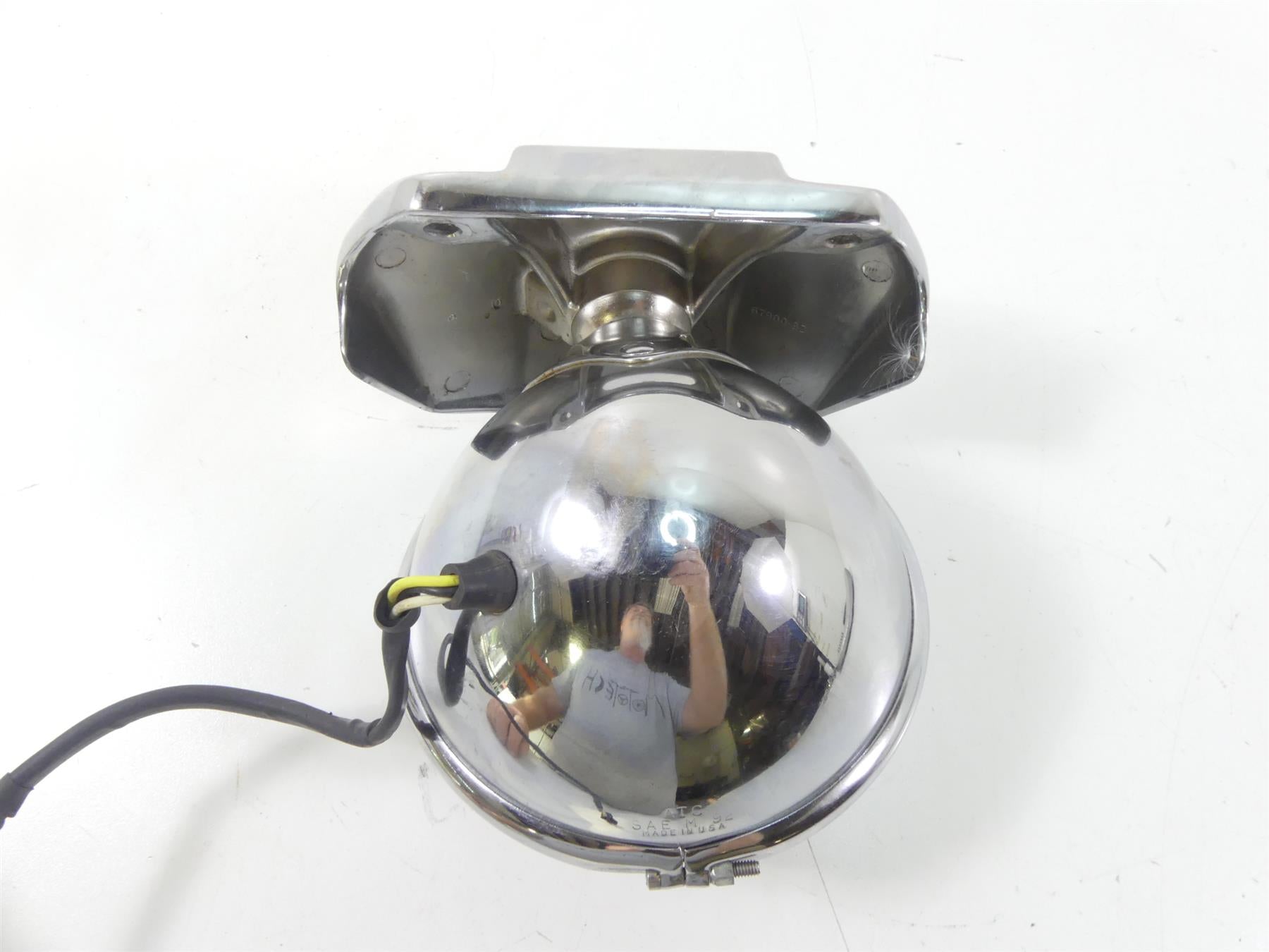 1997 Harley Dyna FXDS Super Glide Conv Headlight Head Light & Visor 67733-91A {{ shop.shopifyCountryName }} - Mototech271