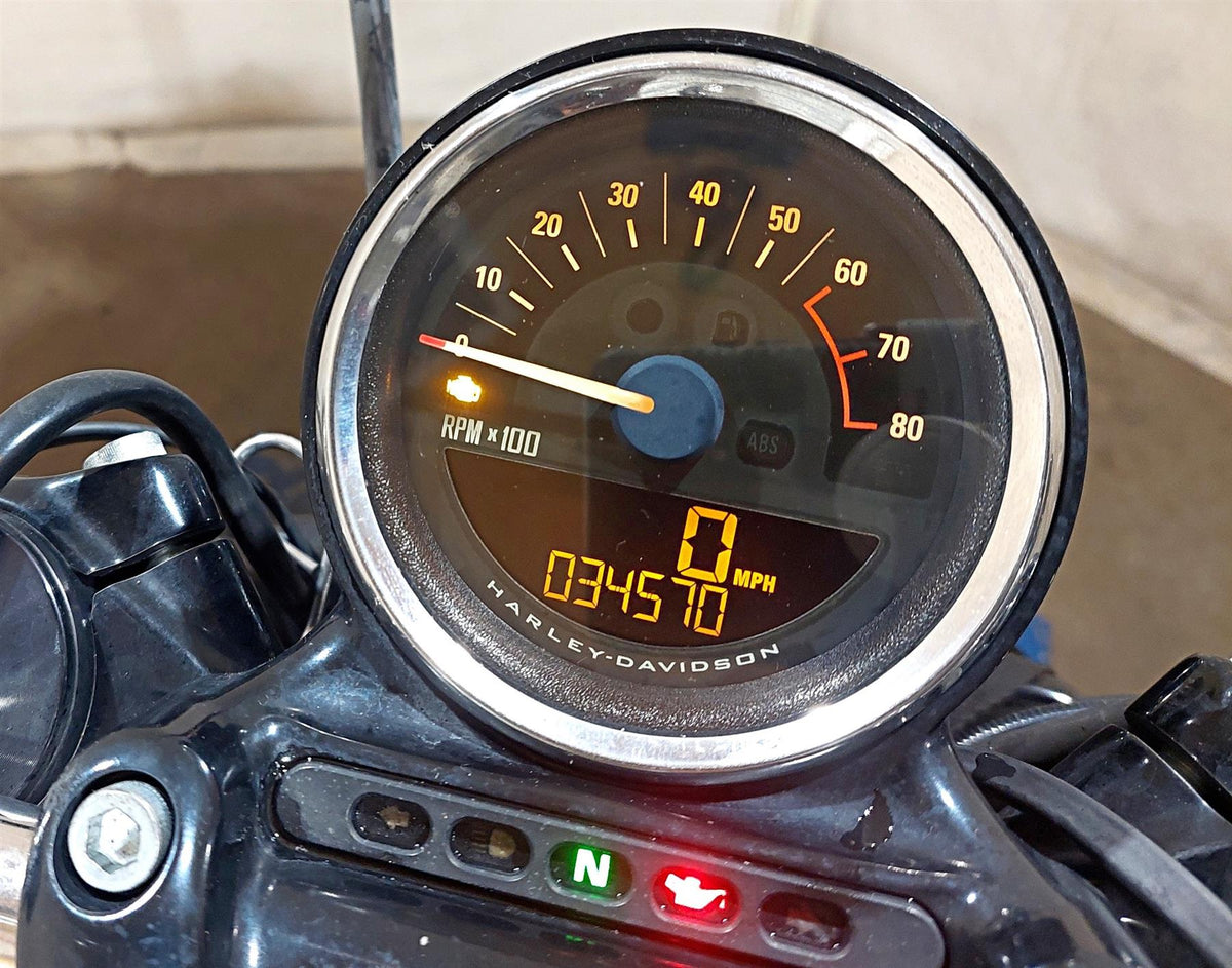 2017 Harley XL1200 CX Sportster Roadster Speedometer Gauge Instr 34k 70900549 {{ shop.shopifyCountryName }} - Mototech271