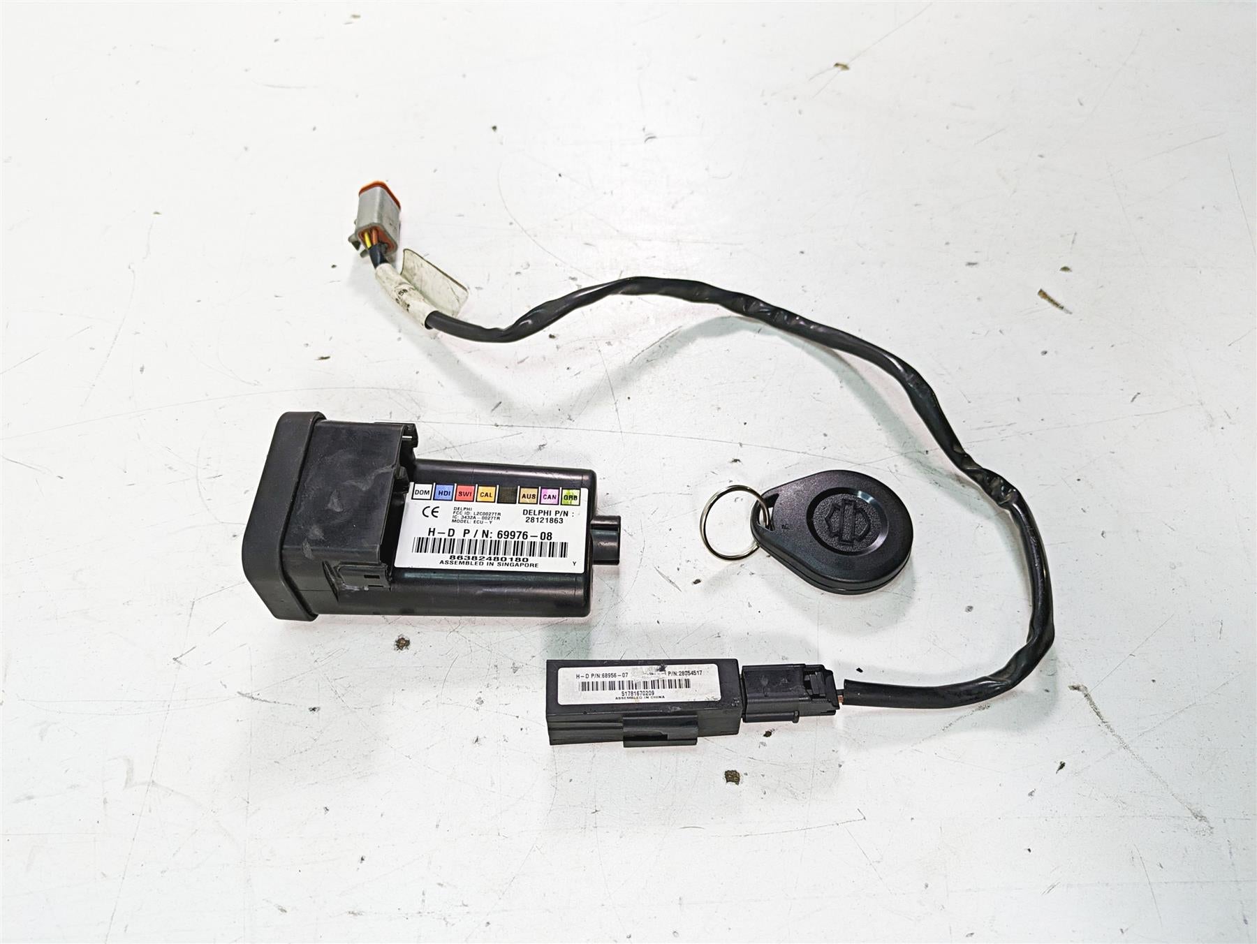 2009 Harley FXCWC Softail Rocker C Tssm Turn Signal Security Module Set 69976-08 {{ shop.shopifyCountryName }} - Mototech271