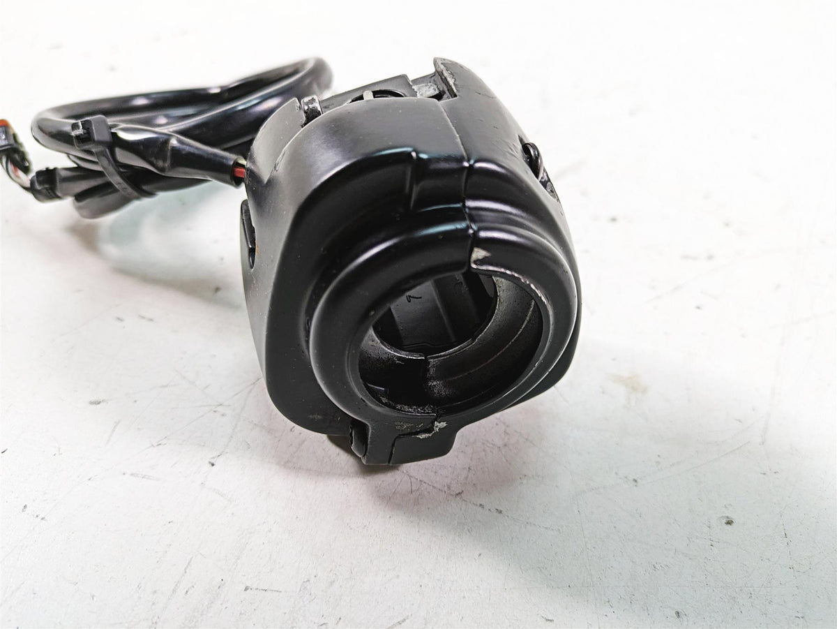 2019 Harley XL883N Sportster Iron Left Hand Control Switch 71500117A {{ shop.shopifyCountryName }} - Mototech271