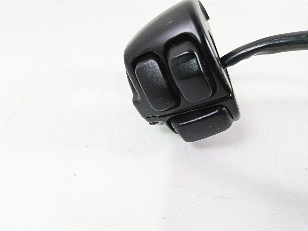 2013 Harley VRSCF Muscle Rod Left Hand Control Switch - Read 71682-06A {{ shop.shopifyCountryName }} - Mototech271