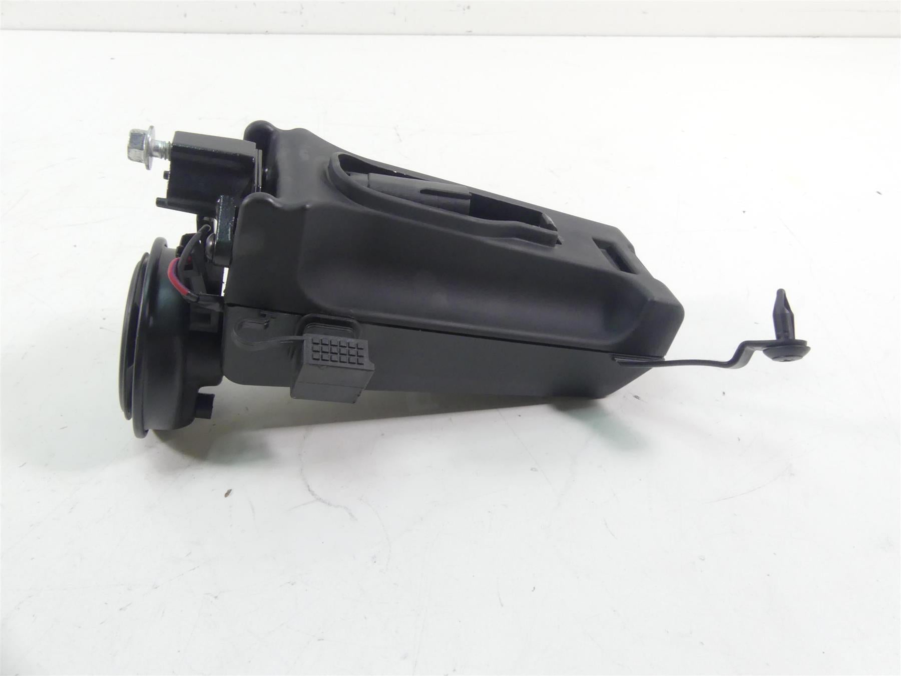2021 Harley Softail FXBBS 114 Street Bob Horn & USB Wiring Box 69201654 {{ shop.shopifyCountryName }} - Mototech271