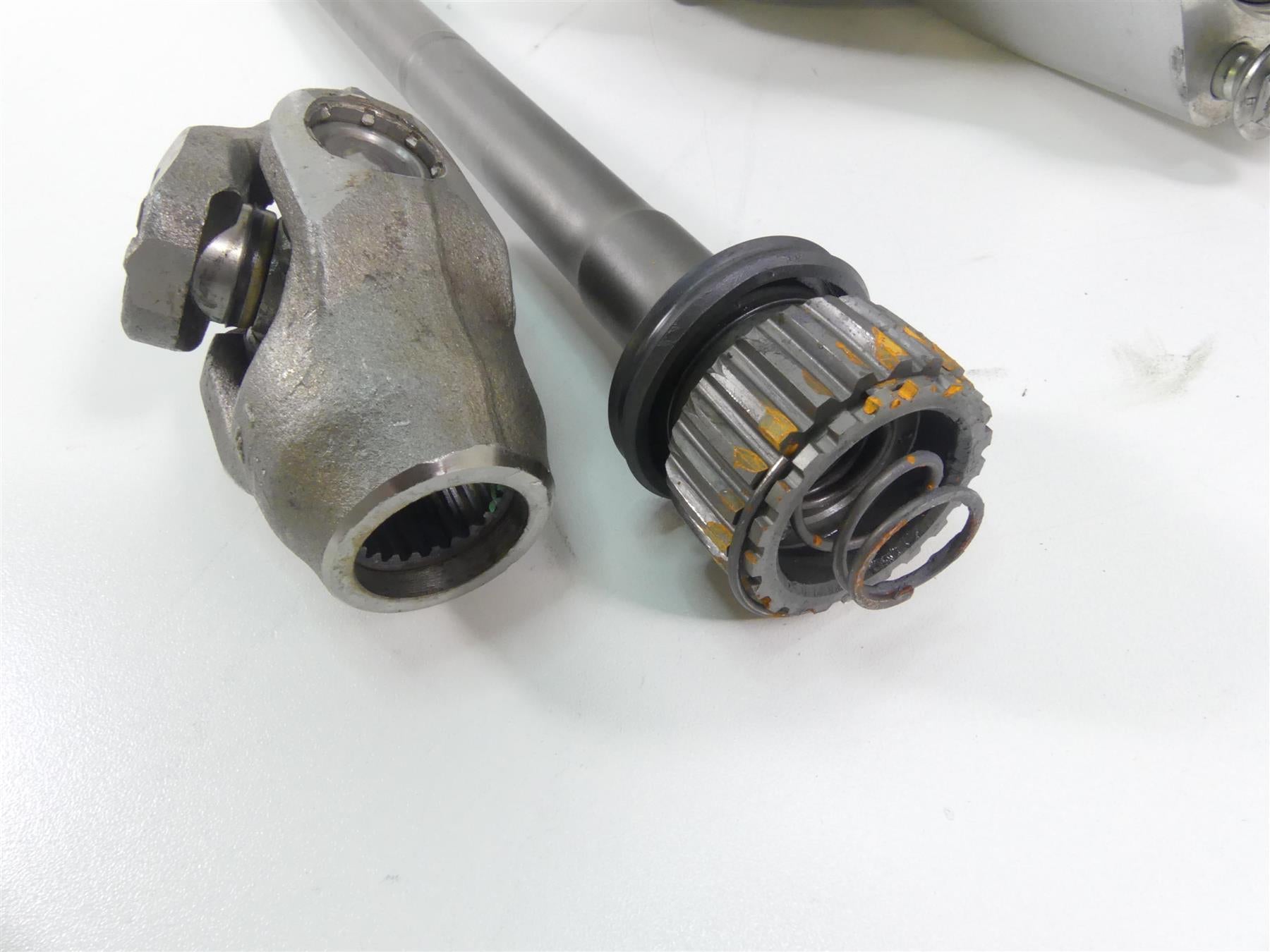 2006 Honda VTX1800 C2 Differential Drive Shaft Gear Box Set 41300-MCH-010 {{ shop.shopifyCountryName }} - Mototech271