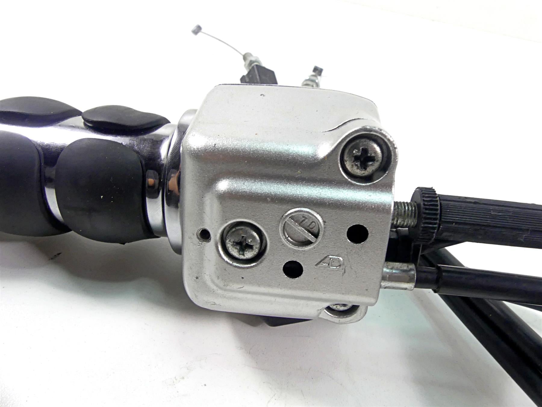 2008 Suzuki M109R VZR1800 Right Hand Control Switch Throttle Set 37200-48G30 {{ shop.shopifyCountryName }} - Mototech271
