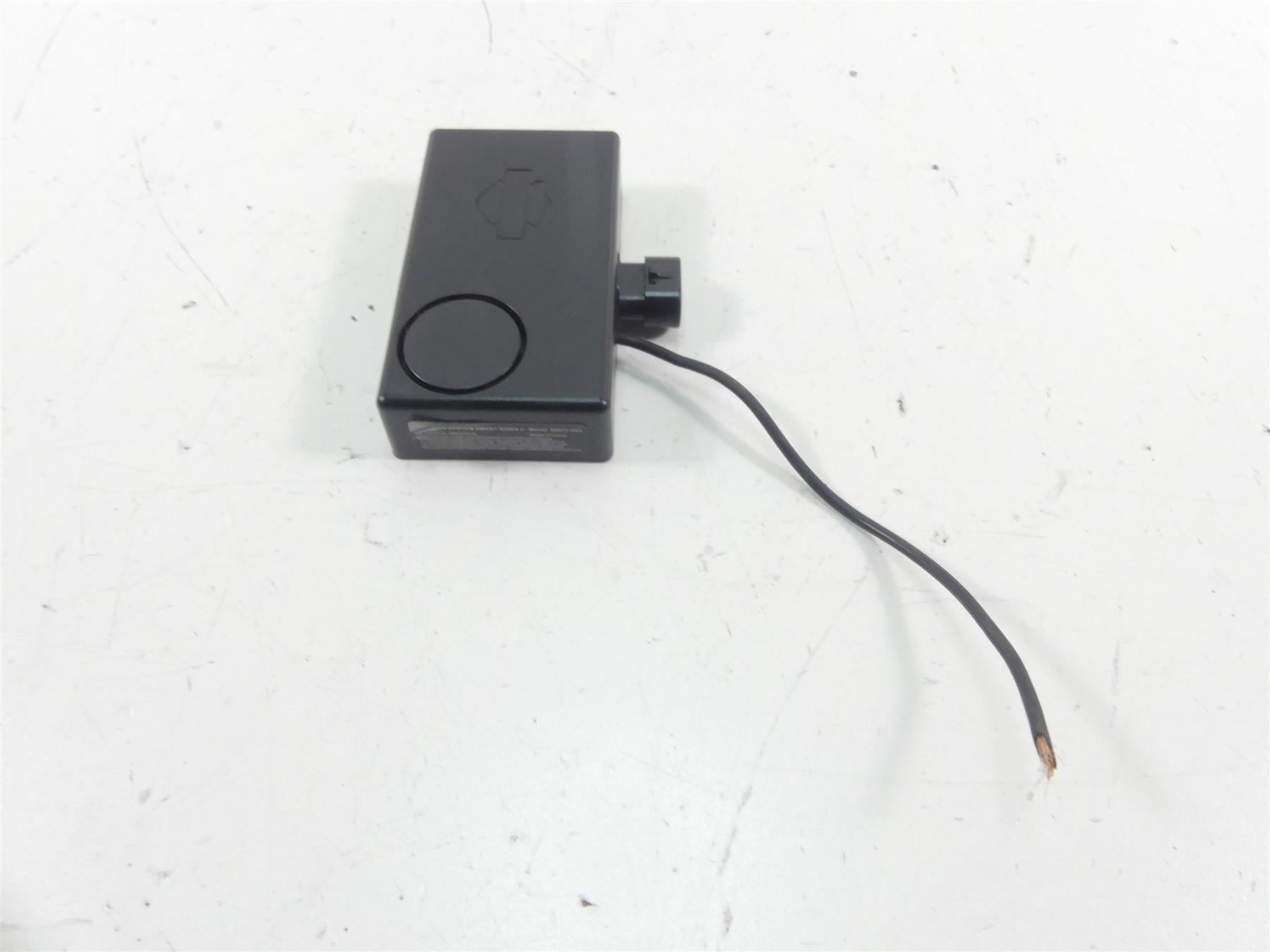 2010 Harley FXDWG Dyna Wide Glide Siren Control Module Box 68970-06A {{ shop.shopifyCountryName }} - Mototech271