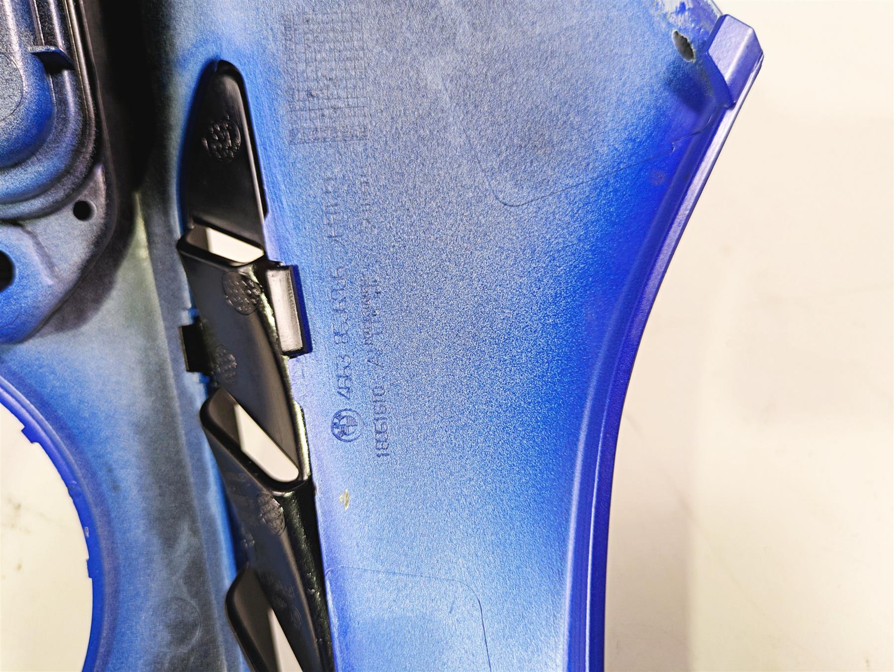 2015 BMW R1200 GS Adv K51 Center Fuel Tank Cover & Lid Racingblue 46638532242 {{ shop.shopifyCountryName }} - Mototech271