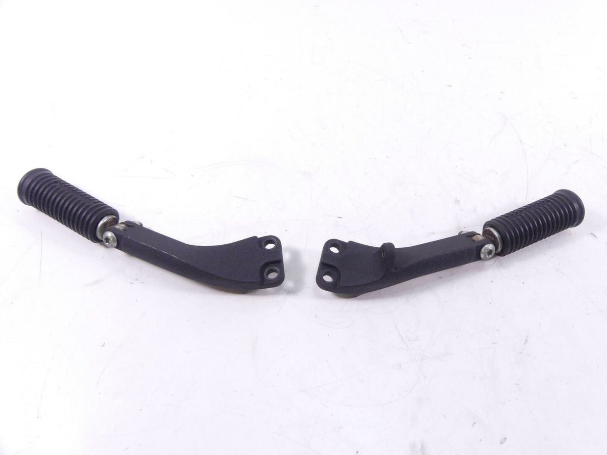 2008 Harley FXDF Dyna Fat Bob Rear Footpeg Foot Peg Rest Set 49230-06 49224-06A {{ shop.shopifyCountryName }} - Mototech271