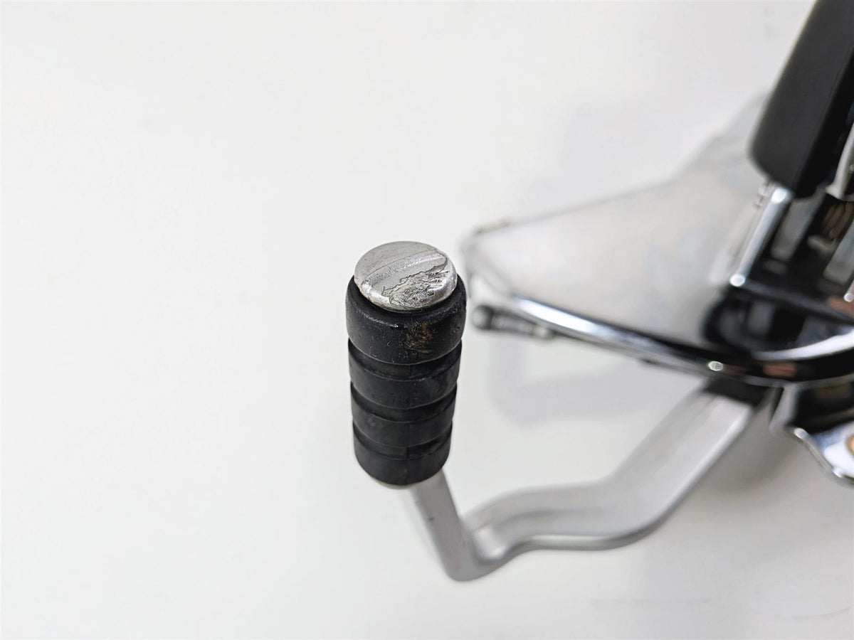 2002 BMW K1200LT 89V3 Left Chrome Footpeg Set & Shifter 46717682133 {{ shop.shopifyCountryName }} - Mototech271