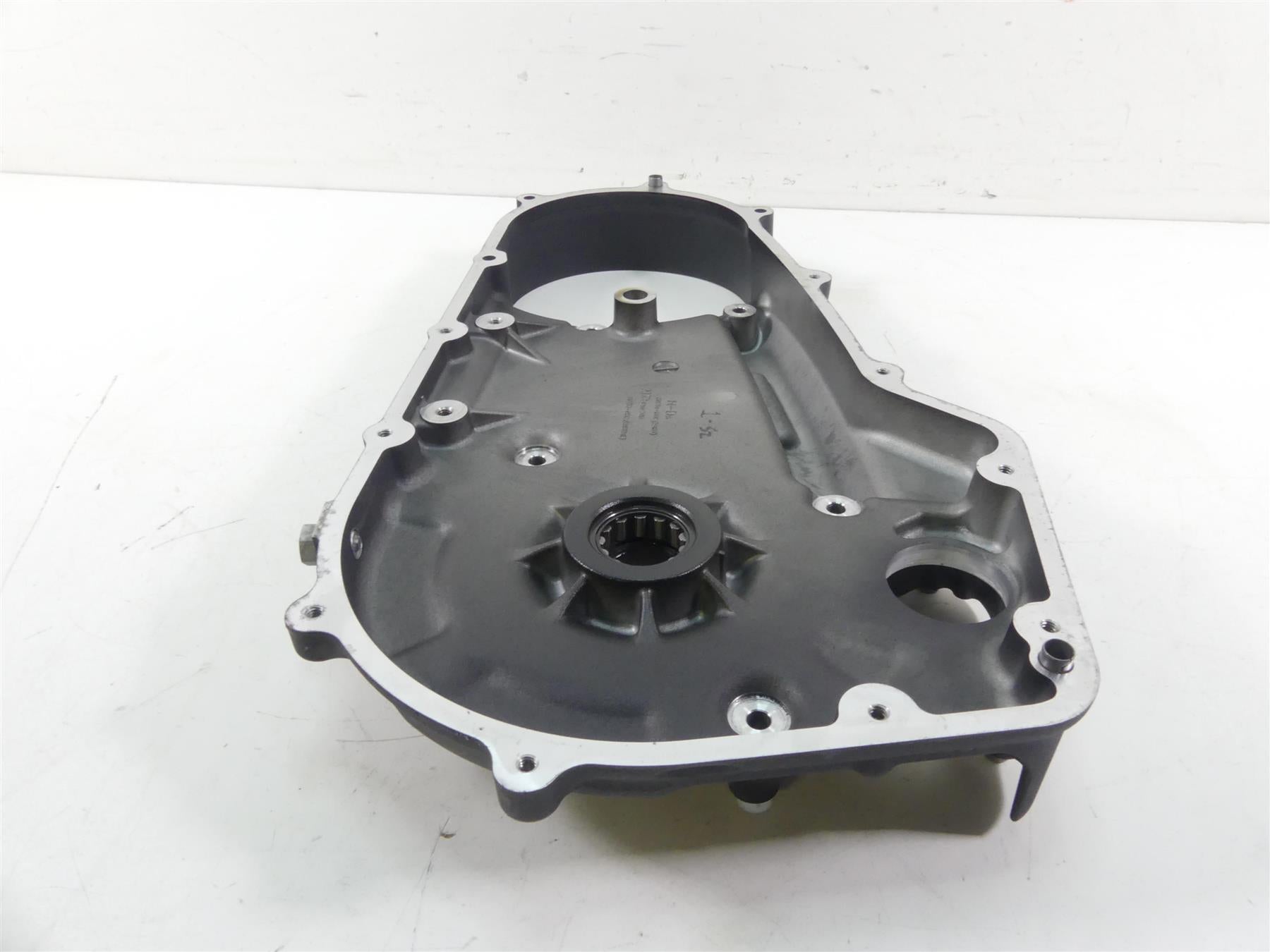 2014 Harley Dyna FXDF Fat Bob Inner Primary Drive Clutch Cover Fw 60681-06C {{ shop.shopifyCountryName }} - Mototech271