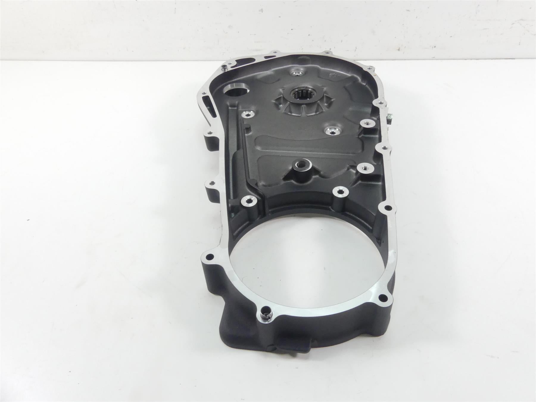 2022 Harley Softail FXBBS Street Bob Inner Primary Drive Clutch Cover 36500099 {{ shop.shopifyCountryName }} - Mototech271