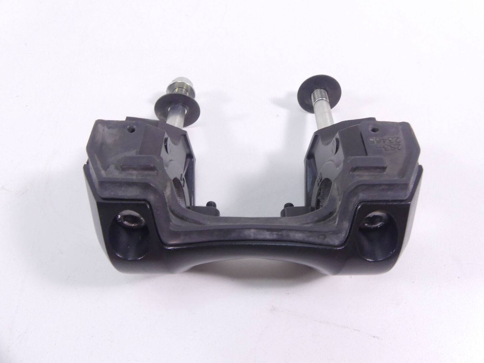 2019 Yamaha VMX17 V-Max 1700 Handlebar Handle Bar Riser Set 2S3-23441-01-00 {{ shop.shopifyCountryName }} - Mototech271