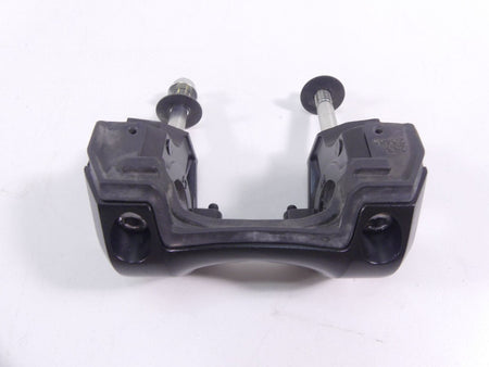 2019 Yamaha VMX17 V-Max 1700 Handlebar Handle Bar Riser Set 2S3-23441-01-00 {{ shop.shopifyCountryName }} - Mototech271