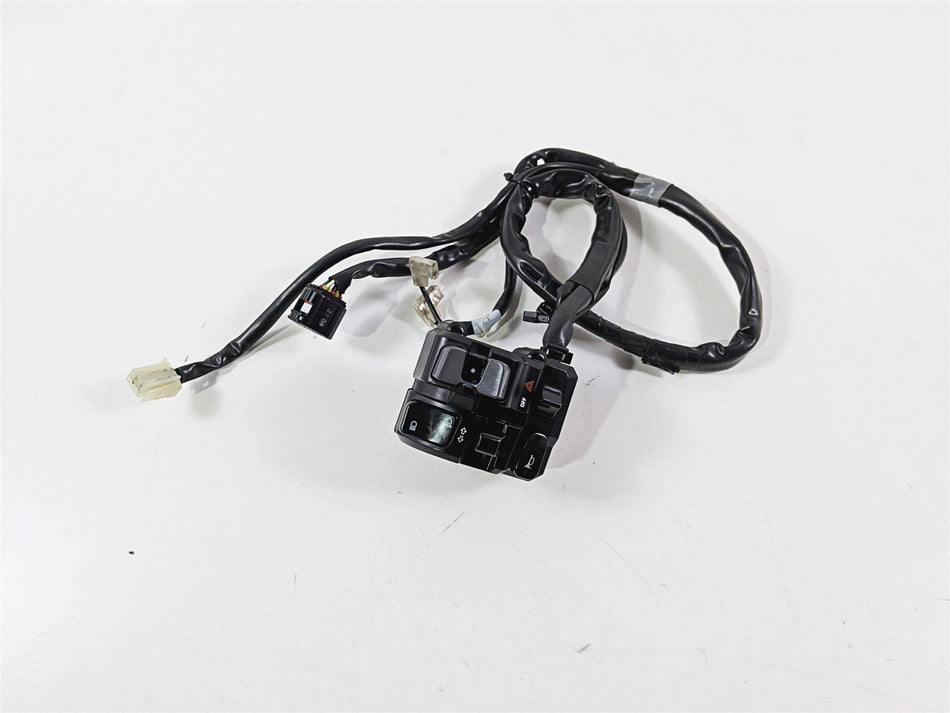 2024 Yamaha YZF R1 RN65 Left Hand Control Switch - Read B3L-83969-01-00 {{ shop.shopifyCountryName }} - Mototech271