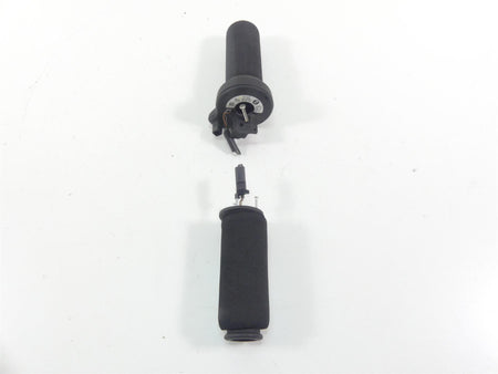 2016 BMW S1000XR K49 Heated Cruise Control E-Throttle Grip Set 61318522472 {{ shop.shopifyCountryName }} - Mototech271