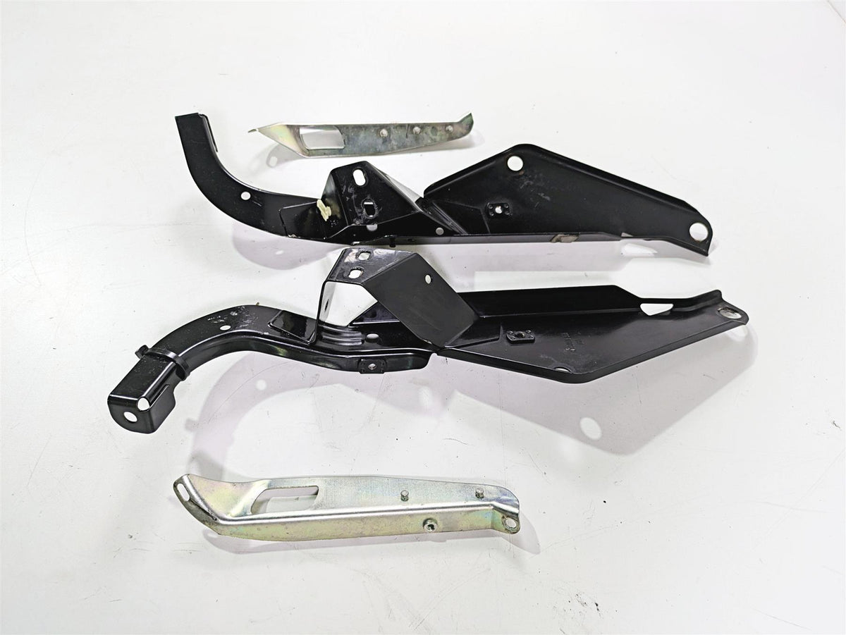 2010 Harley Touring FLHX Street Glide Front Fairing Mounts 58478-96B 58479-96B {{ shop.shopifyCountryName }} - Mototech271